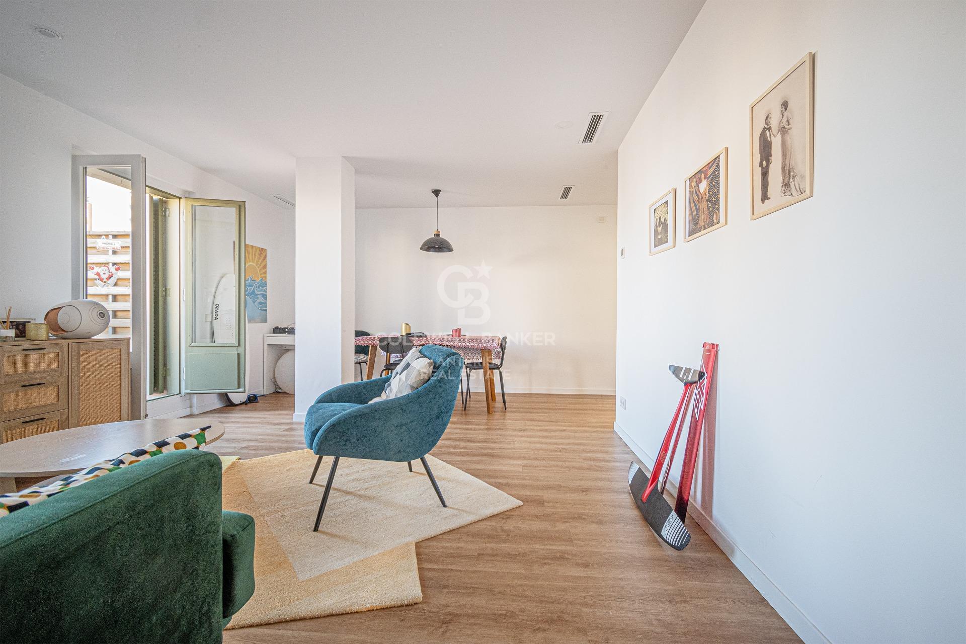 Ático reformado en Plaza Urquinaona