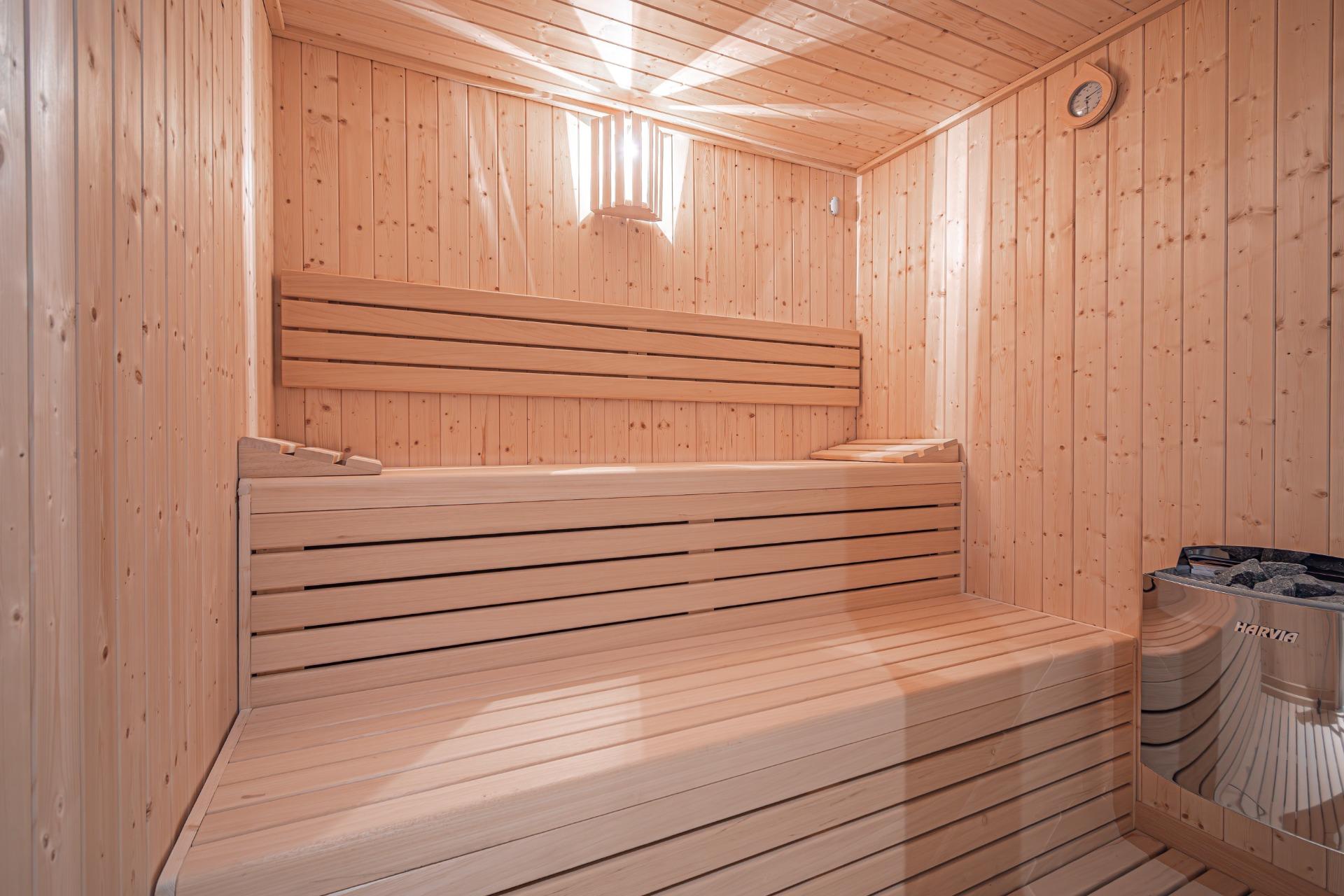 Luxury residences by Passeig de Gràcia, in the prestigious Eixample Dreta district