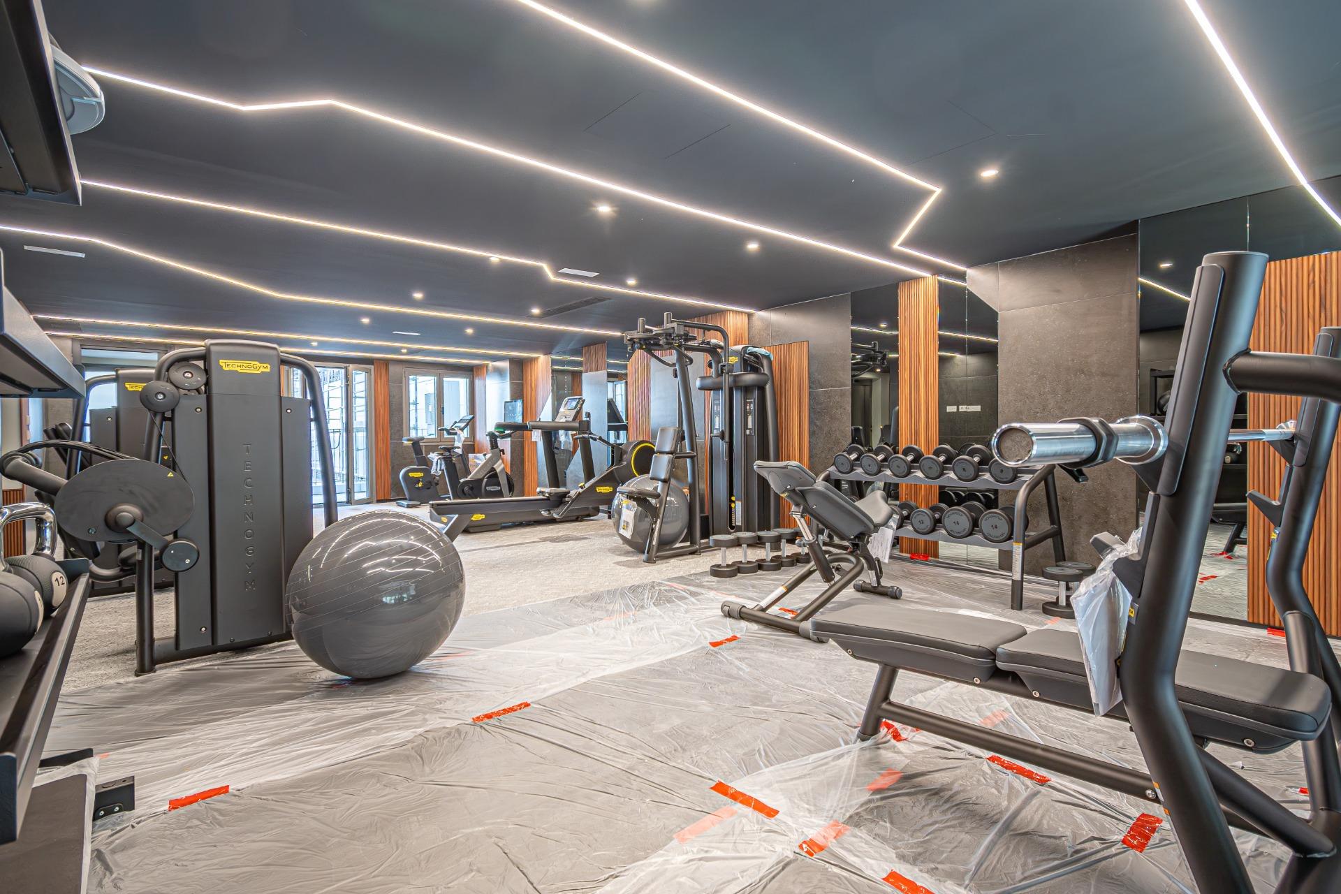 Luxury residences by Passeig de Gràcia, in the prestigious Eixample Dreta district