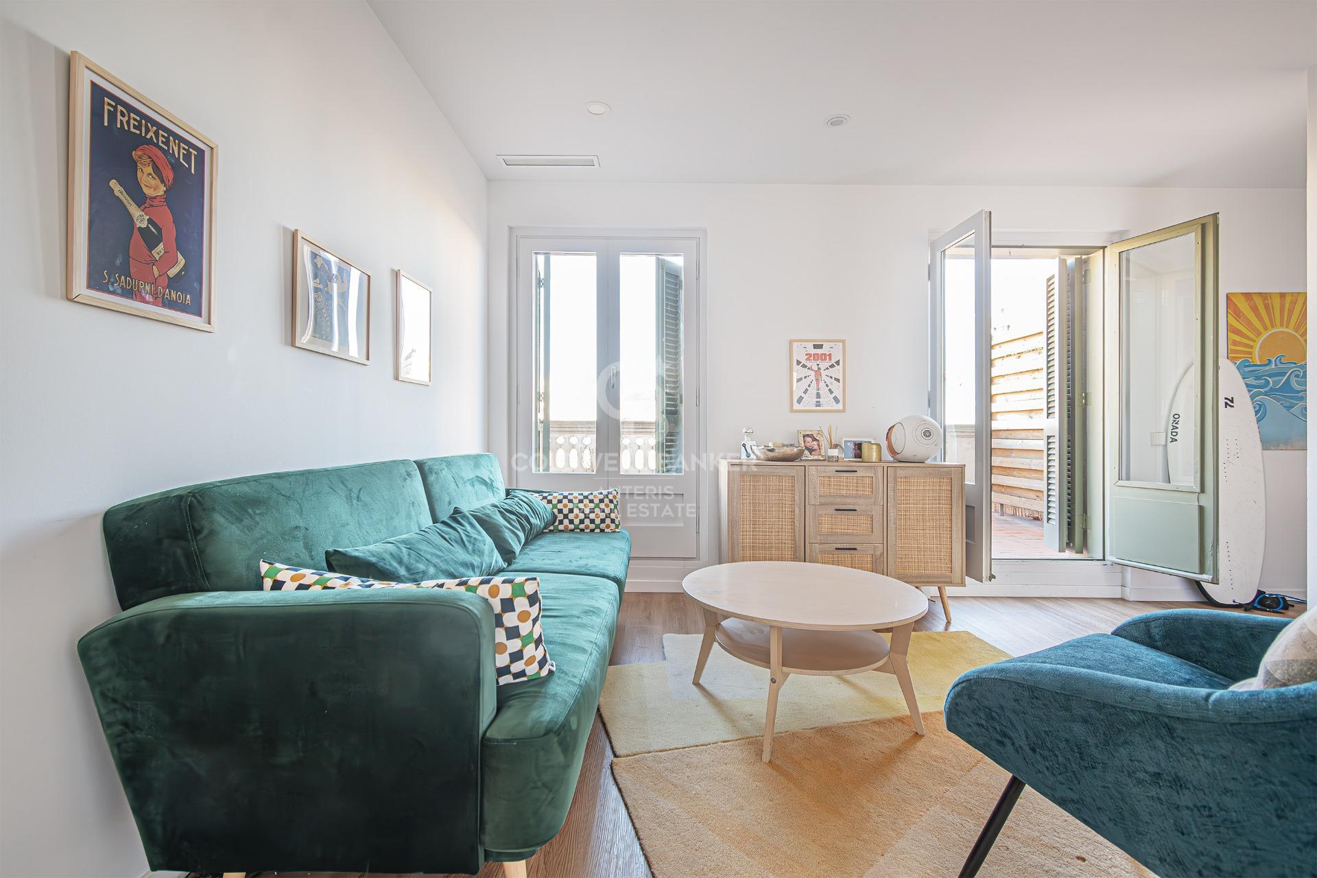 Ático reformado en Plaza Urquinaona