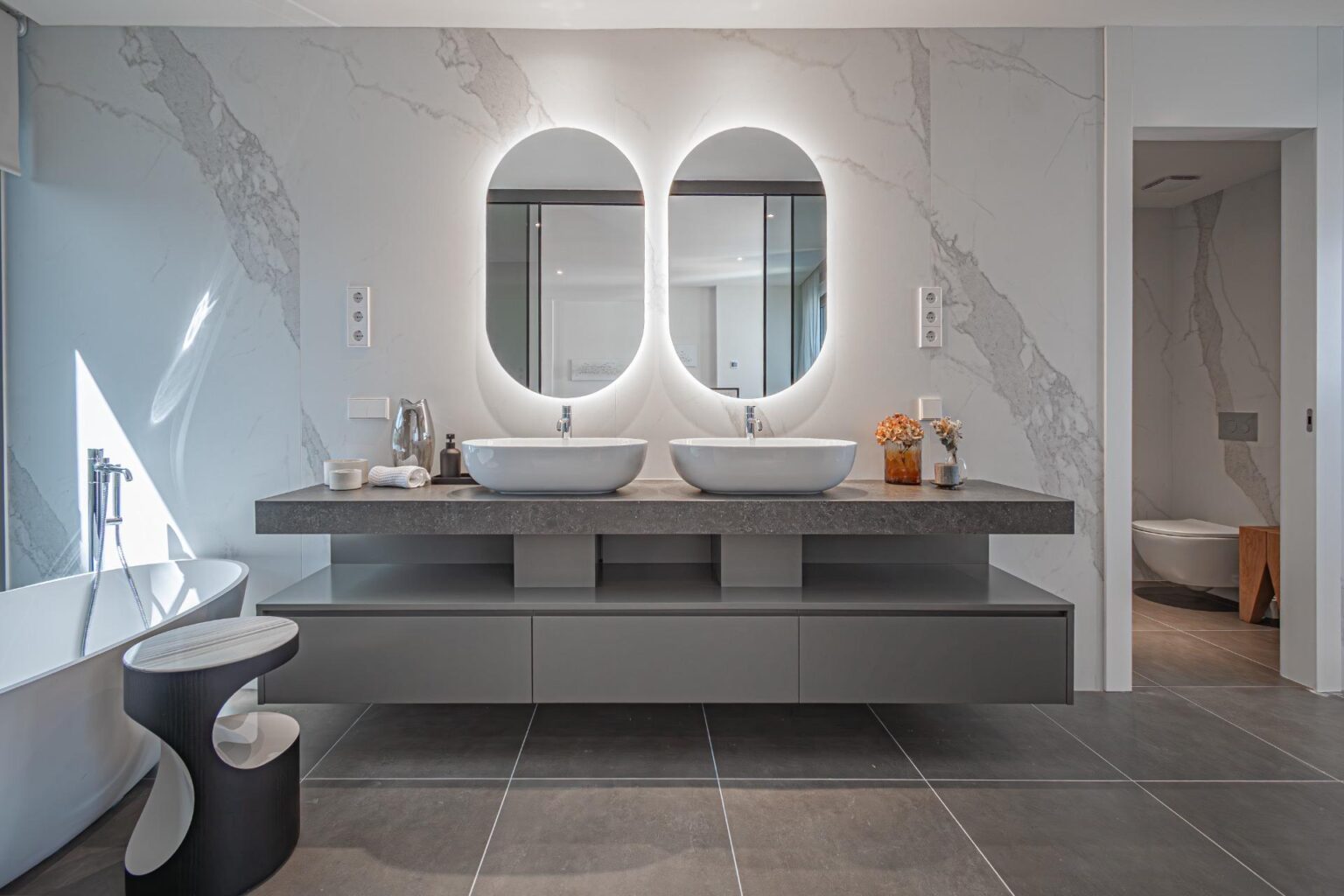 Luxury residences by Passeig de Gràcia, in the prestigious Eixample Dreta district