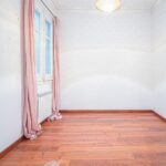 Amplio piso con terraza a actualizar cerca de Passeig Sant Joan