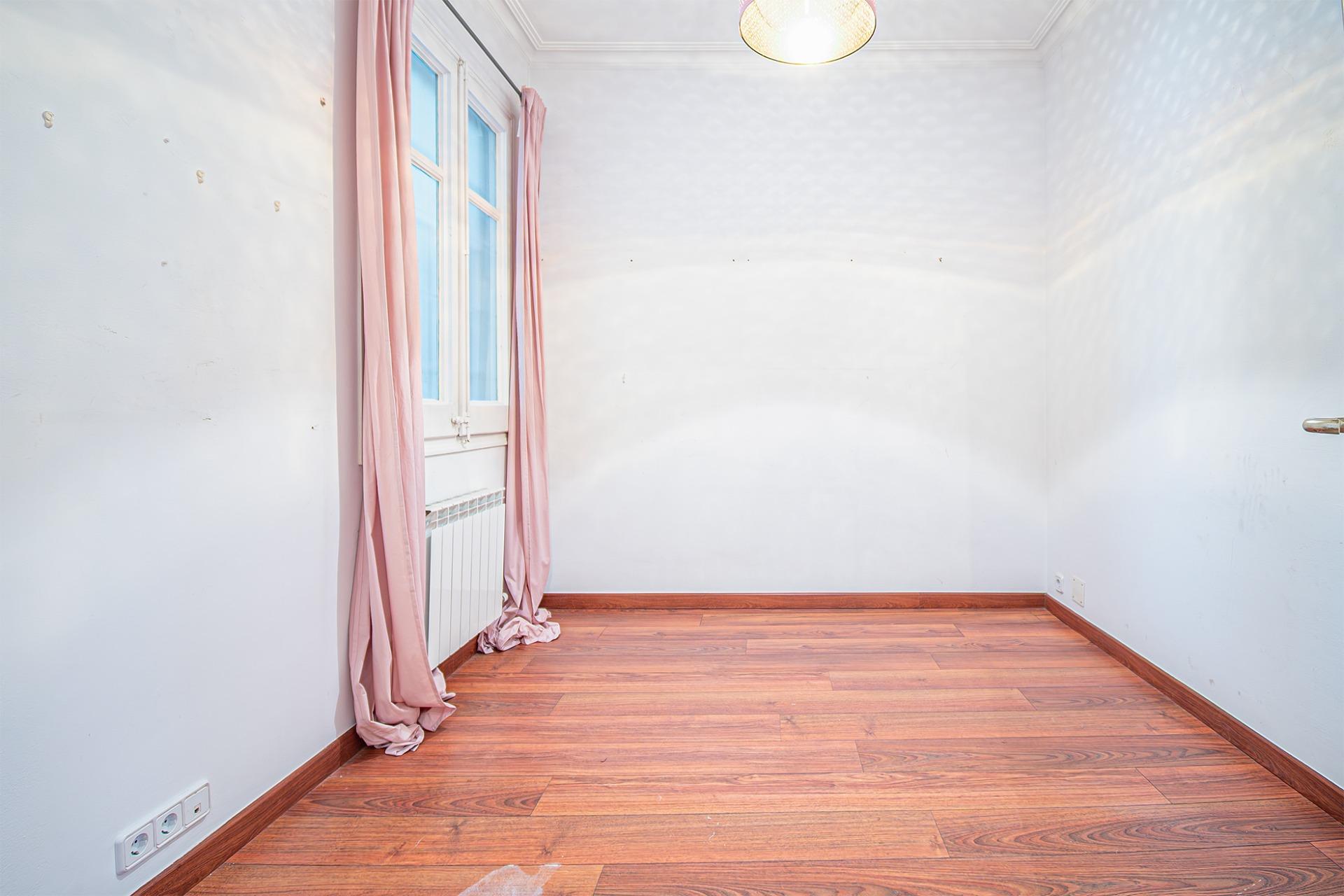 Apartament z dużym potencjałem w dzielnicy Gràcia