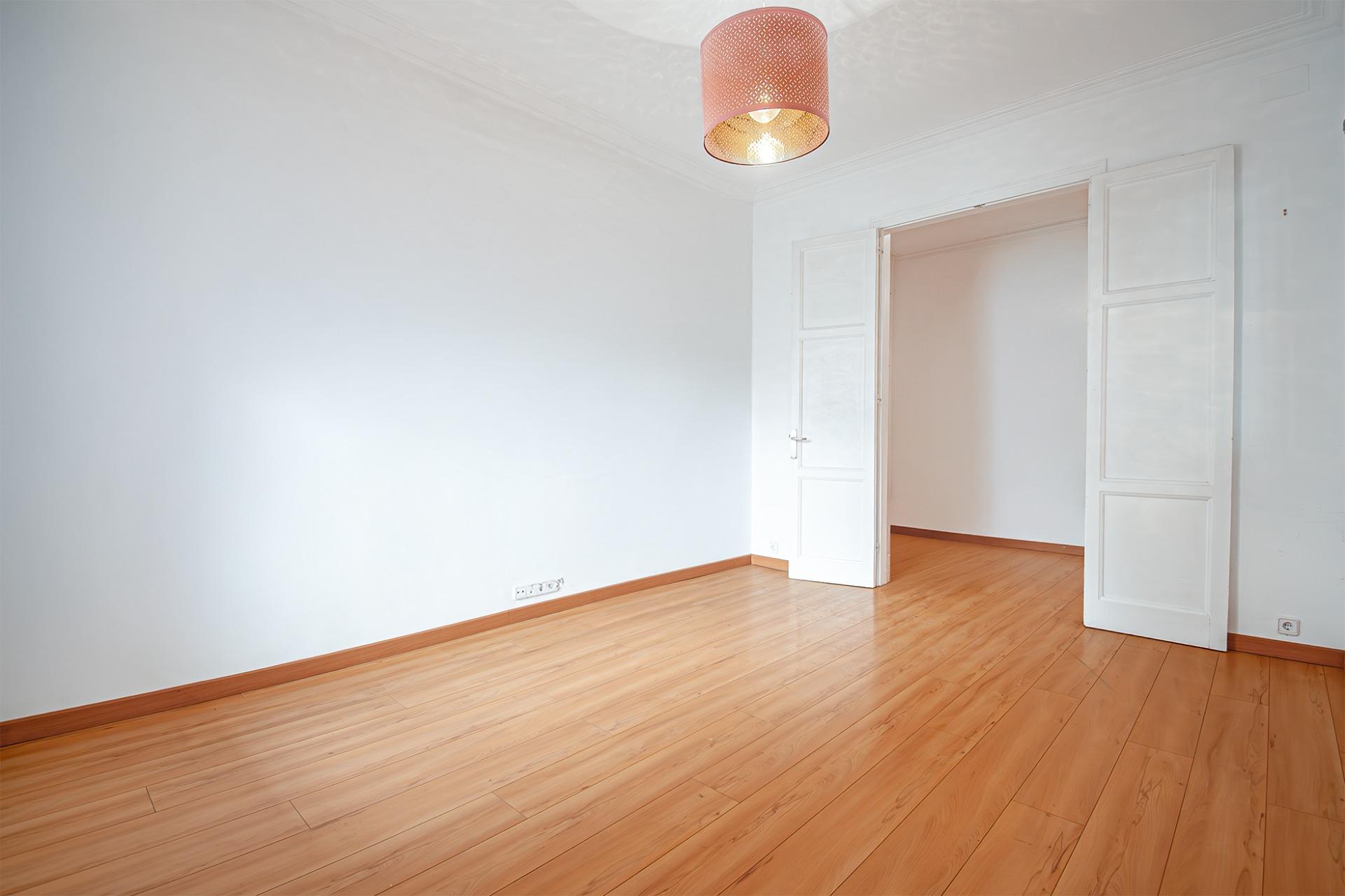 Apartament z dużym potencjałem w dzielnicy Gràcia