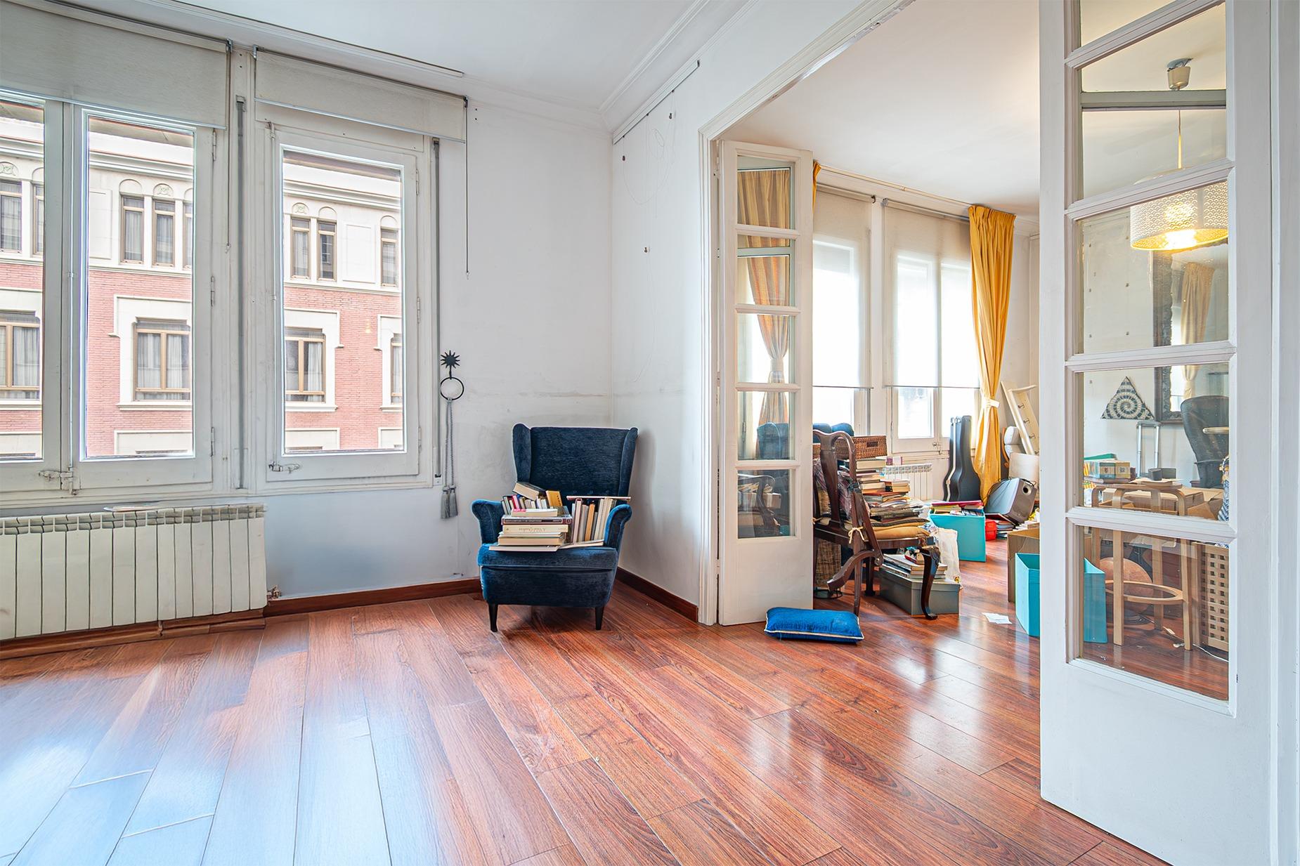 Apartament z dużym potencjałem w dzielnicy Gràcia