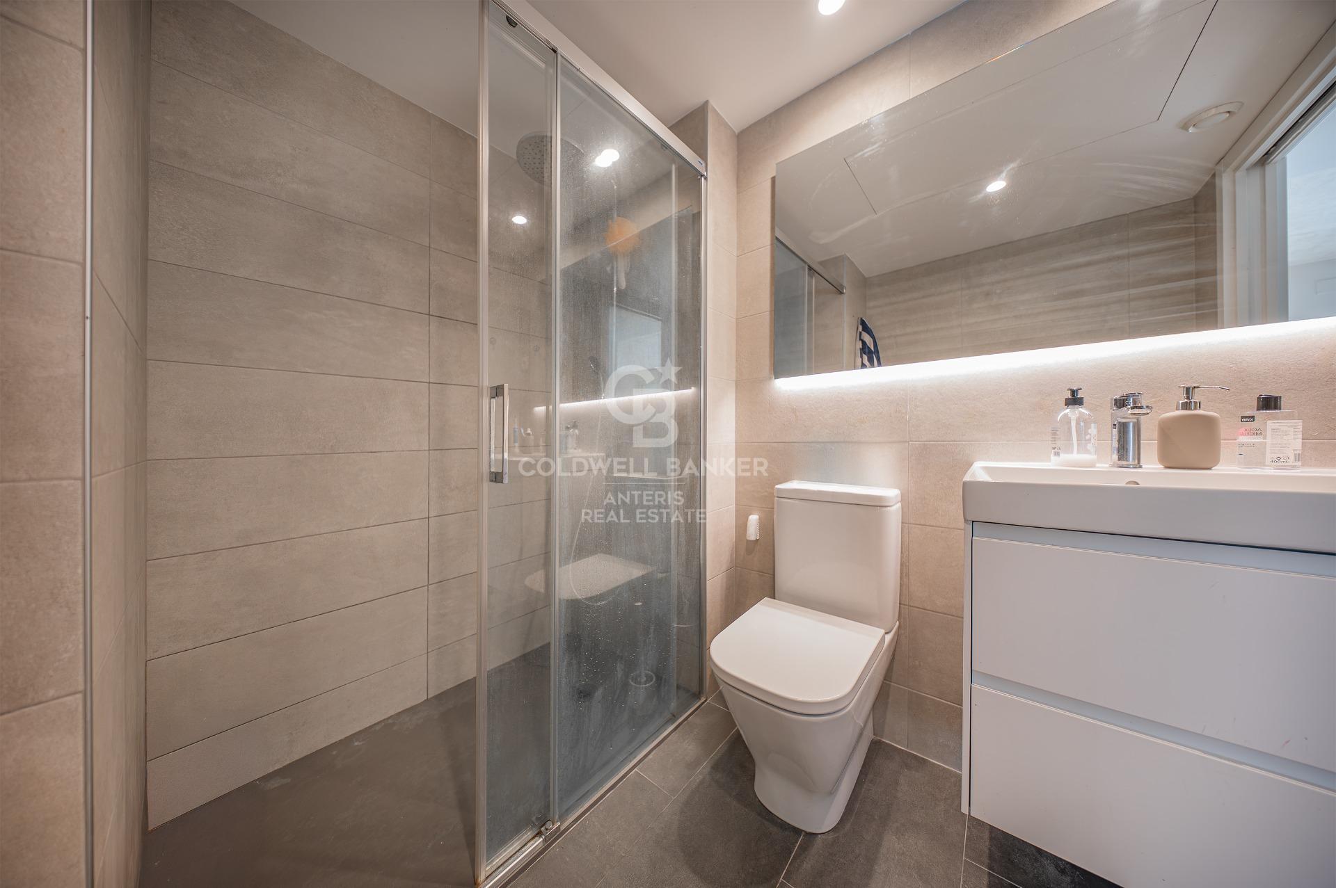 Jasne mieszkanie z prywatnym tarasem