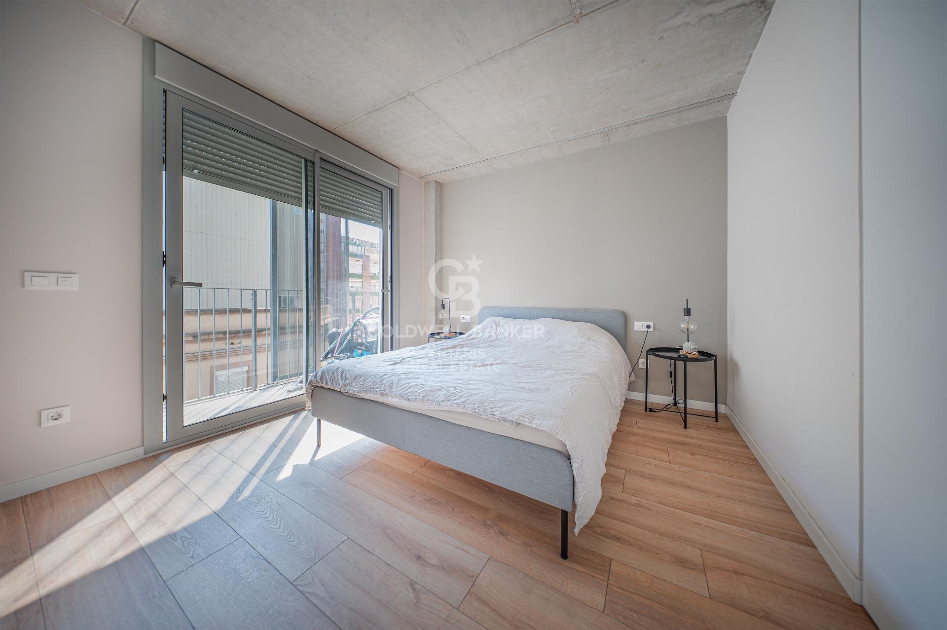 Jasne mieszkanie z prywatnym tarasem