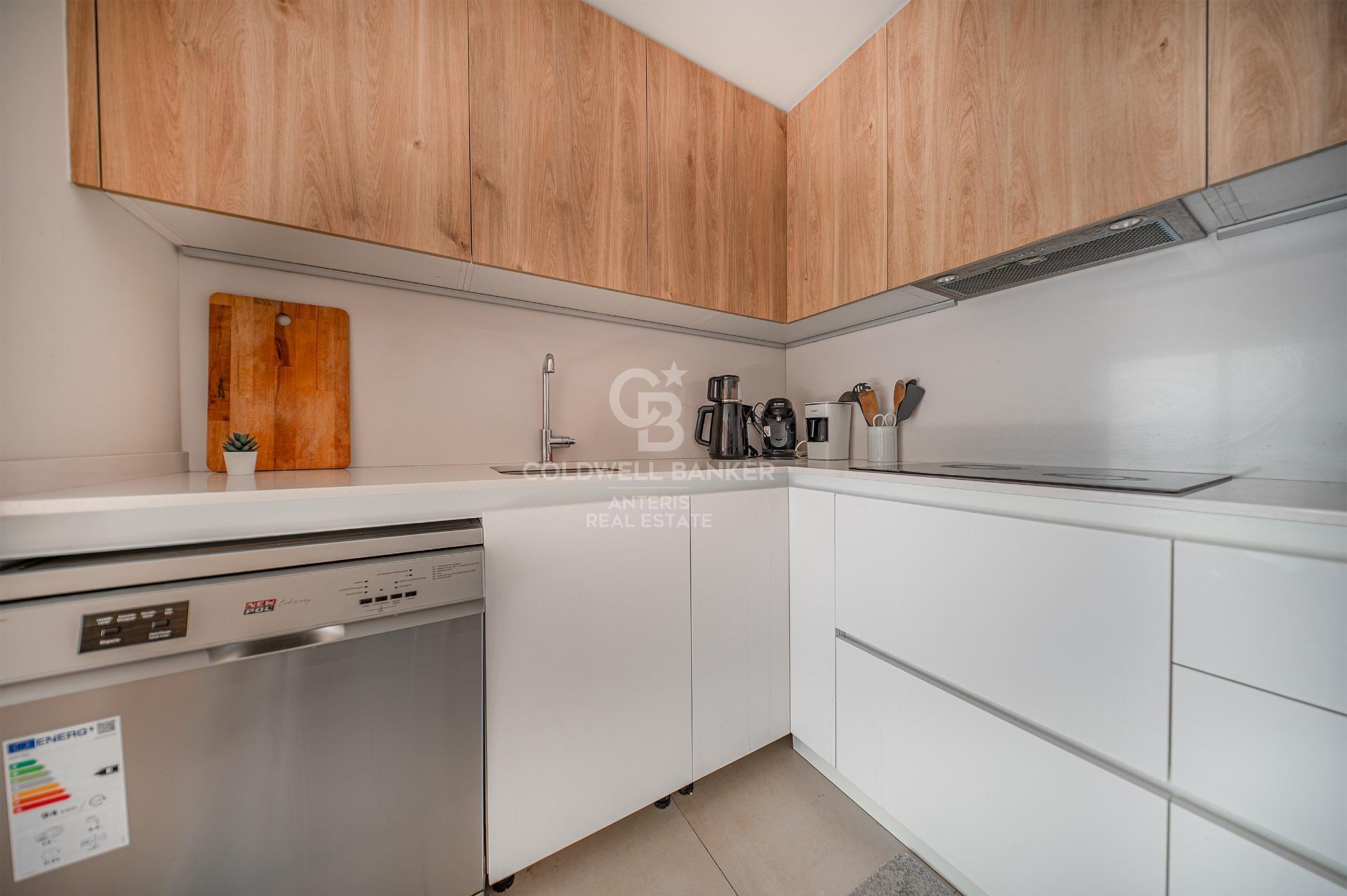 Jasne mieszkanie z prywatnym tarasem