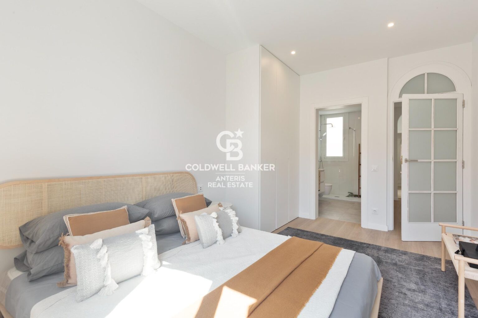 Dwupoziomowy penthouse z dużym tarasem i niesamowitym widokiem na Sagrada Familia