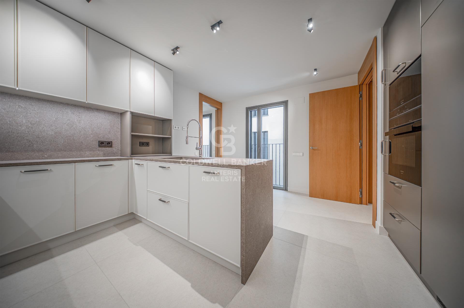 Nowy apartamentowiec w Sant Gervasi-Galvany, Barcelona