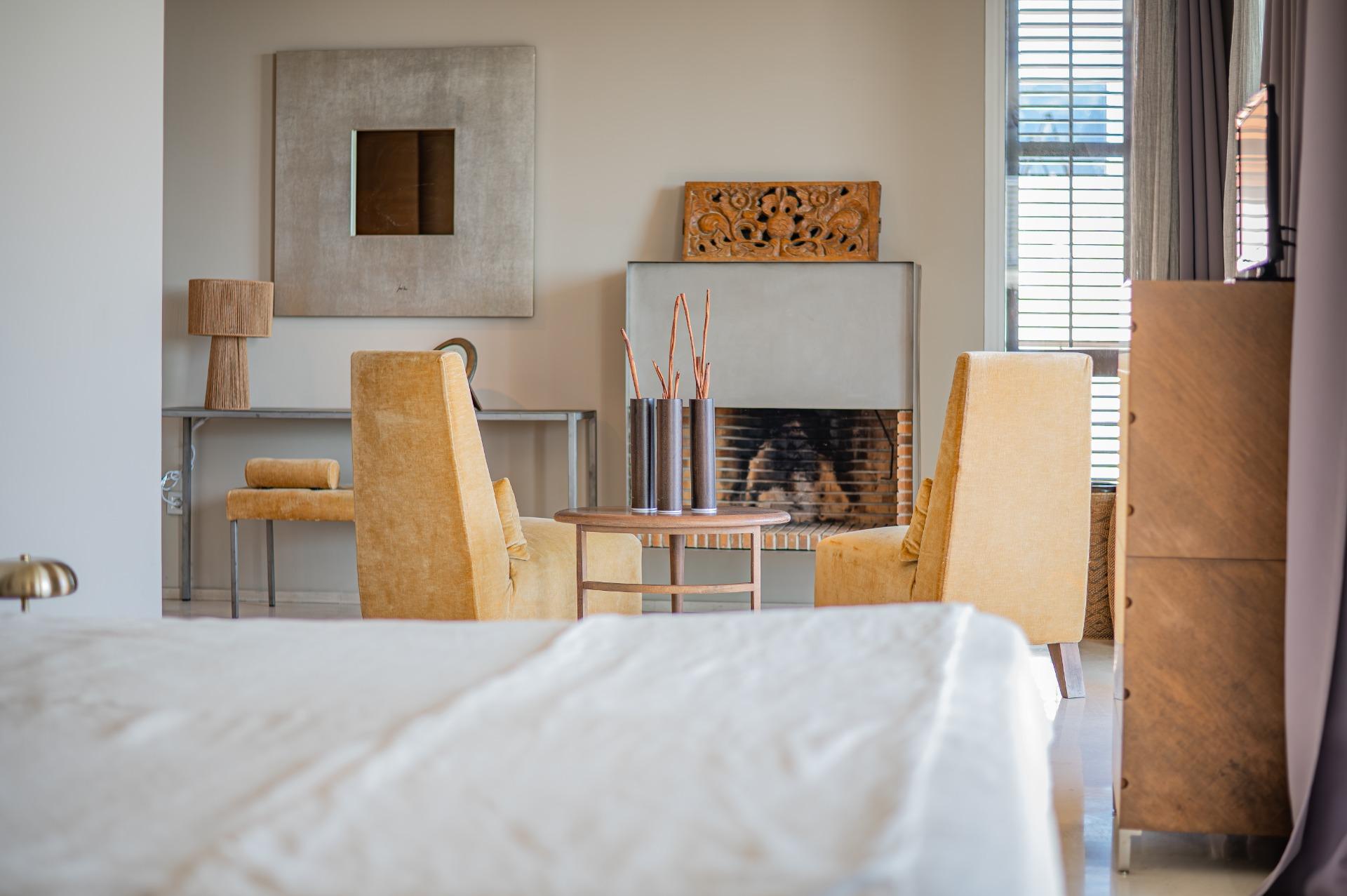 Exclusiva casa de autor en primera línea de mar en Gavà Mar