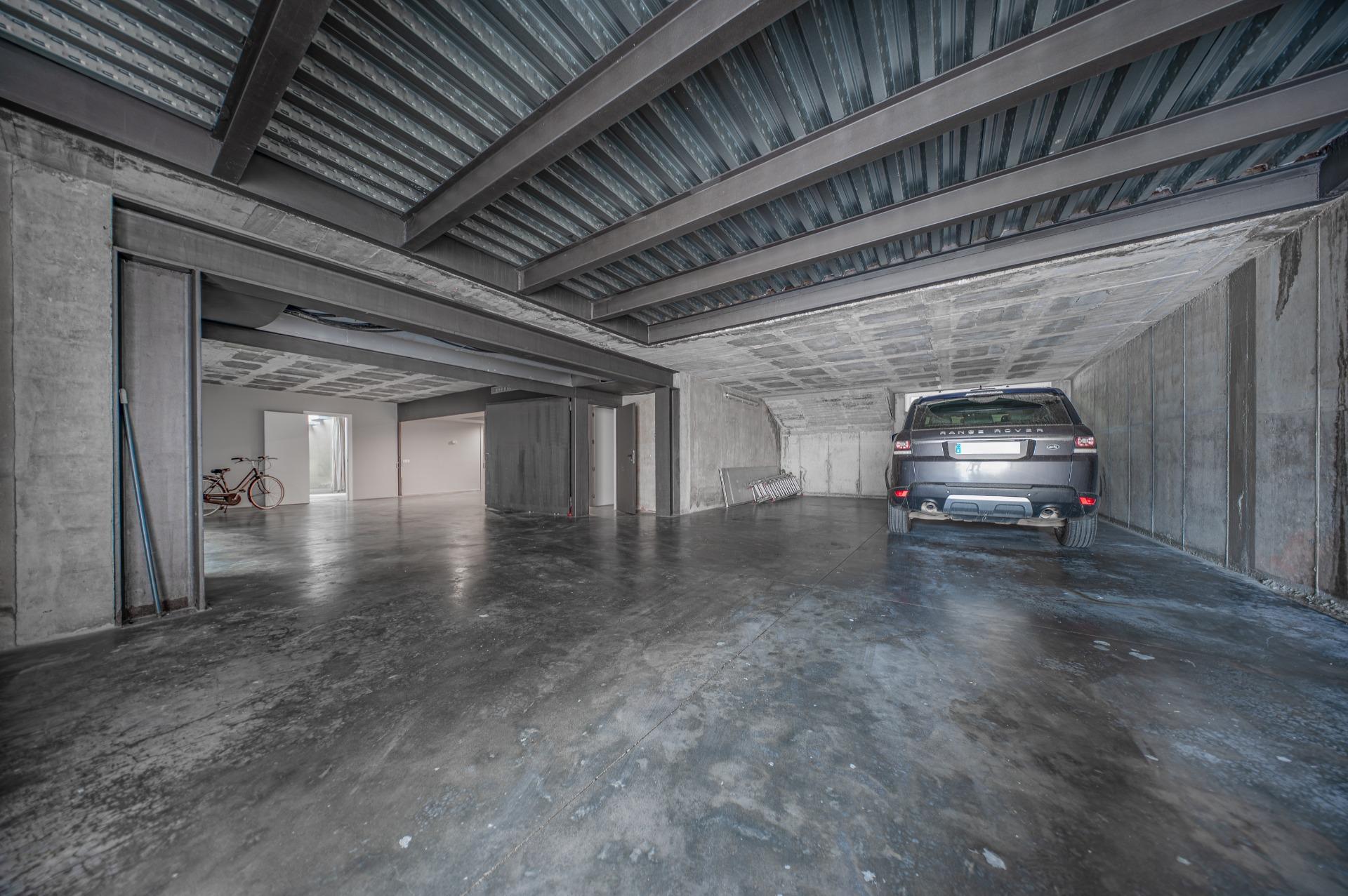 Exclusiva casa de autor en primera línea de mar en Gavà Mar