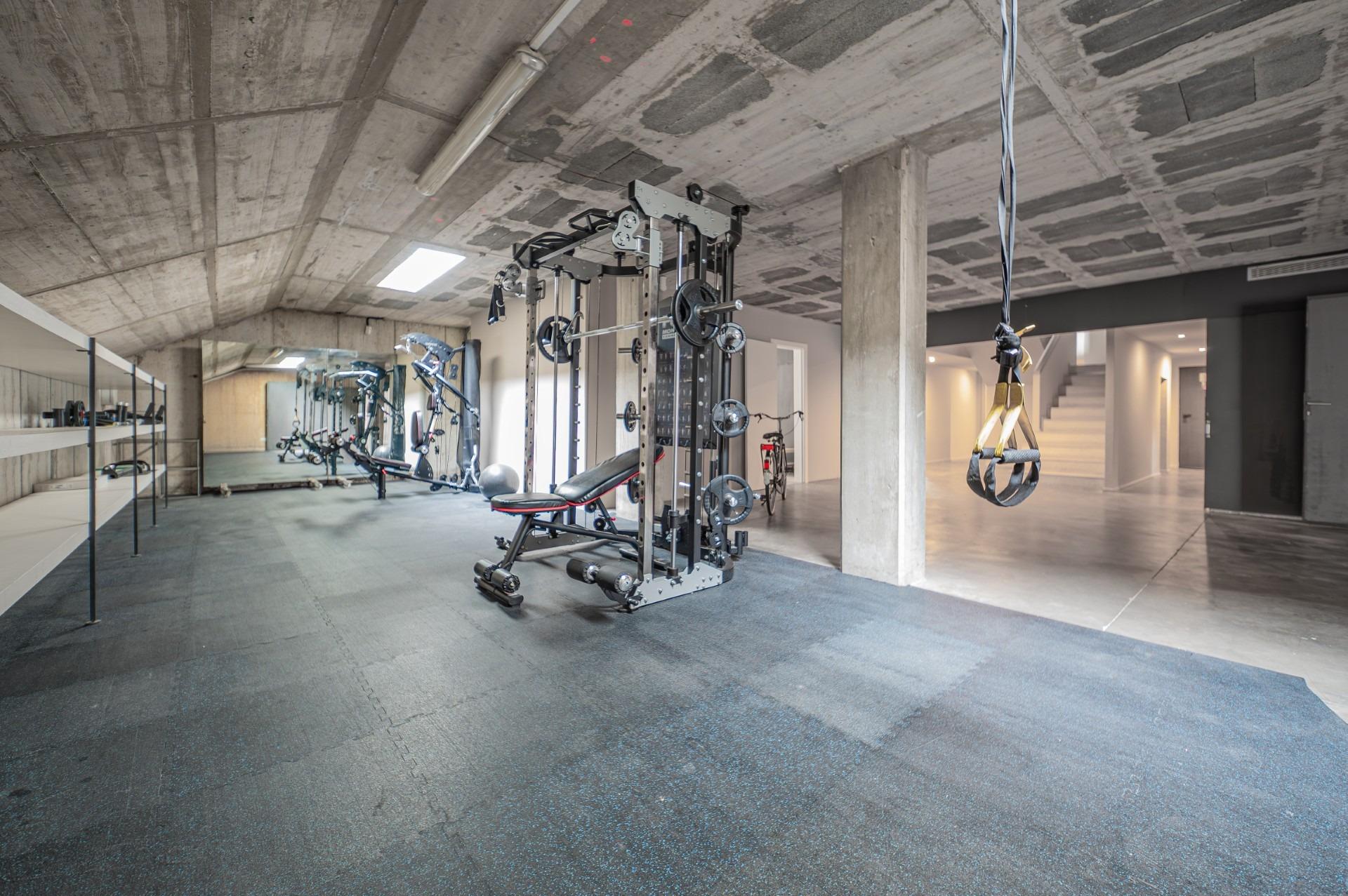 Exclusiva casa de autor en primera línea de mar en Gavà Mar