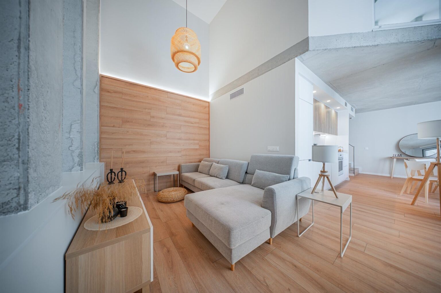 Nowoczesny duplex w ekologicznym budynku