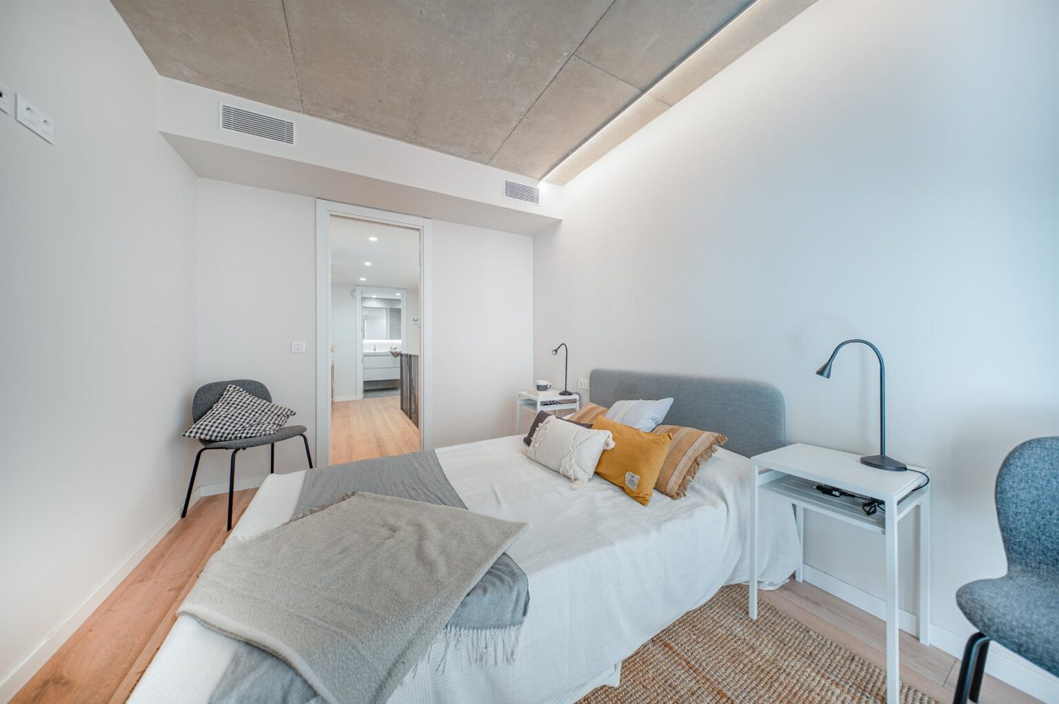 Nowoczesny duplex w ekologicznym budynku