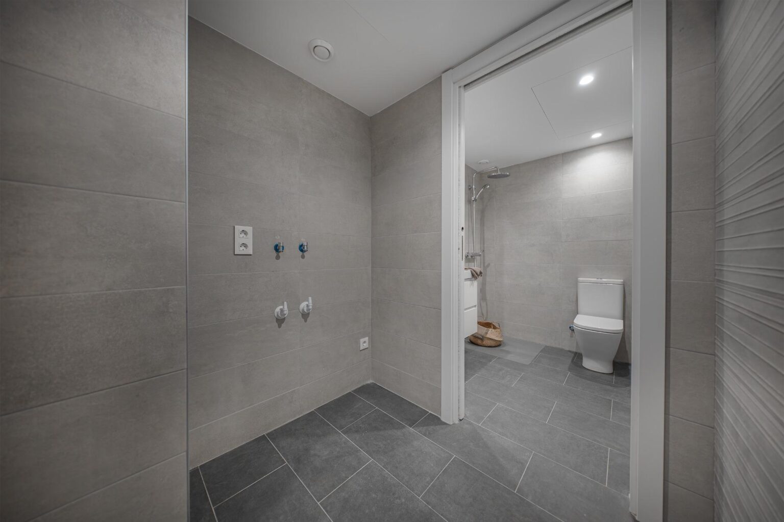 Nowoczesny duplex w ekologicznym budynku