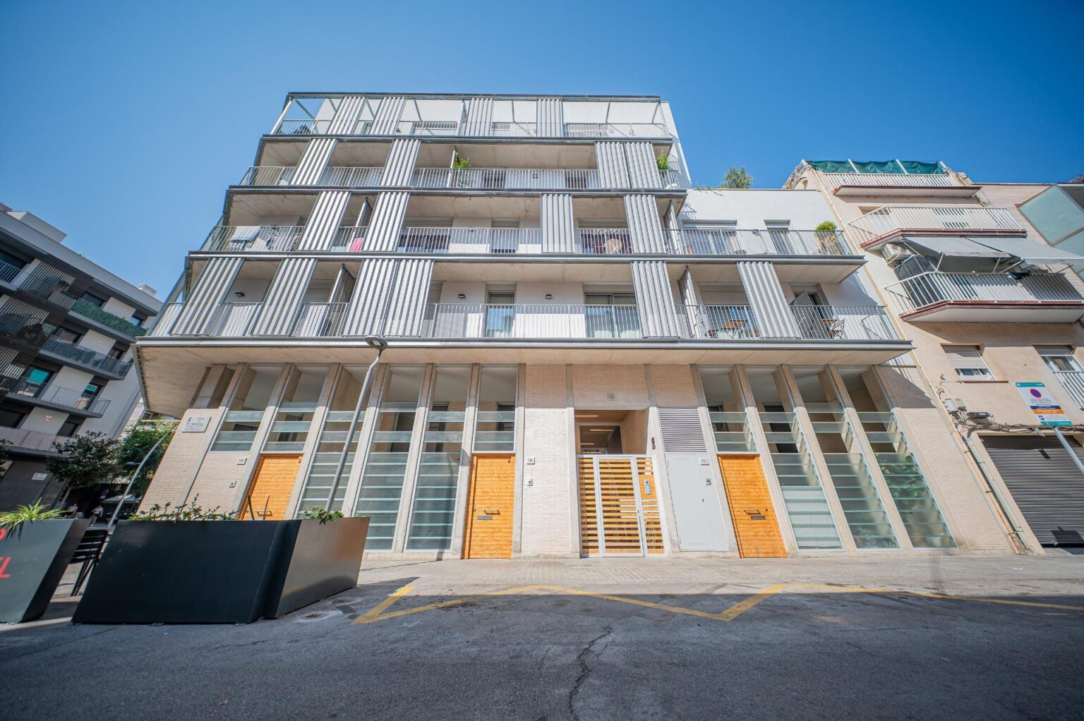 Nowoczesny duplex w ekologicznym budynku