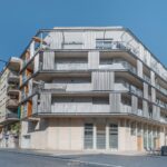 Nowoczesny duplex w ekologicznym budynku