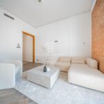 Odnowiony apartament pełen uroku w Eixample Izquierdo