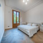 Odnowiony apartament pełen uroku w Eixample Izquierdo