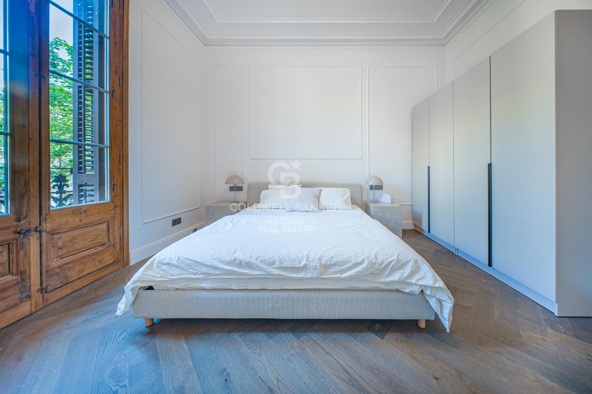 Fully renovated appartment with charm in Eixample Izquierdo