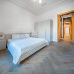 Odnowiony apartament pełen uroku w Eixample Izquierdo