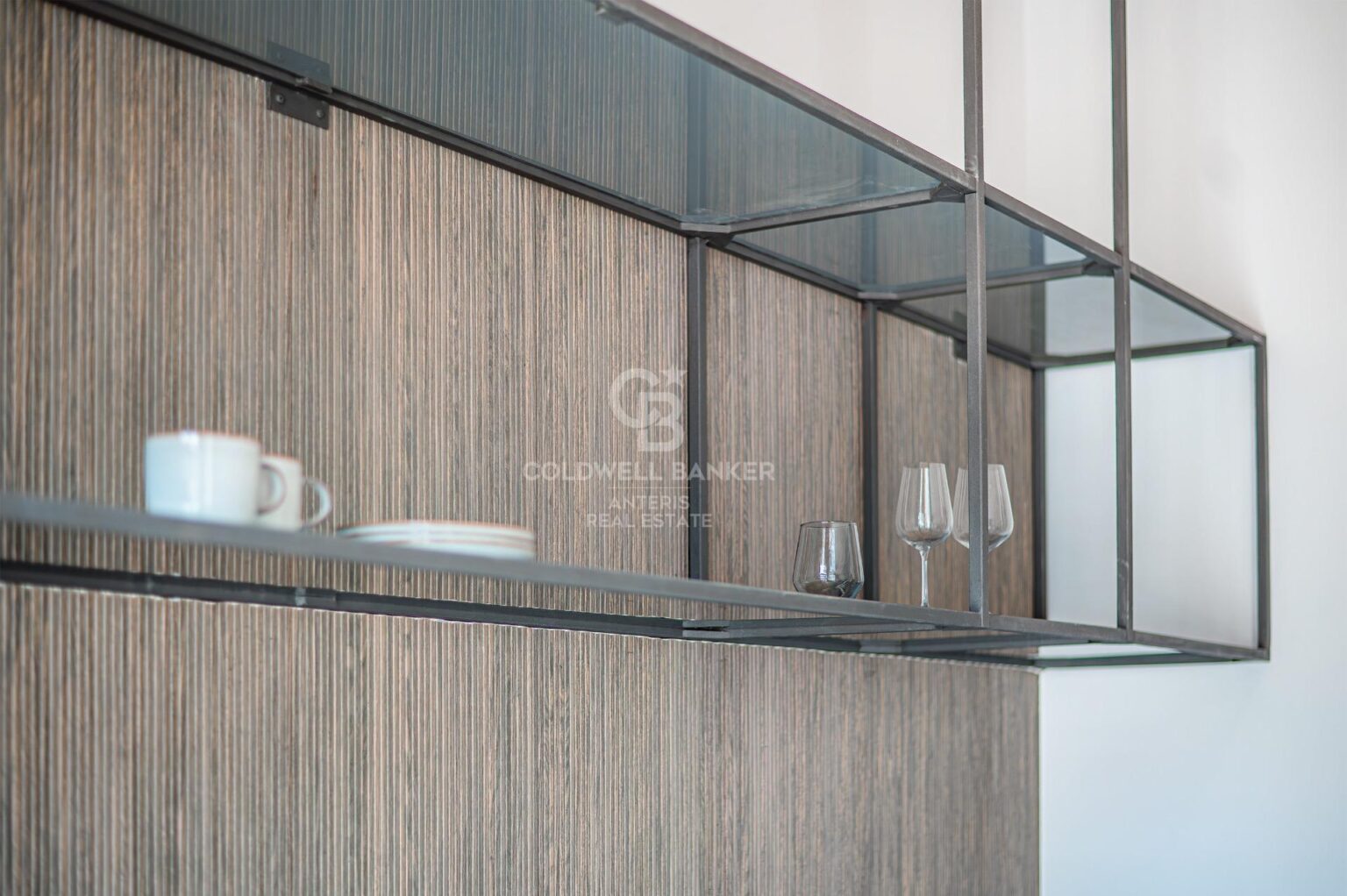 Odnowiony apartament pełen uroku w Eixample Izquierdo