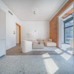 Odnowiony apartament pełen uroku w Eixample Izquierdo