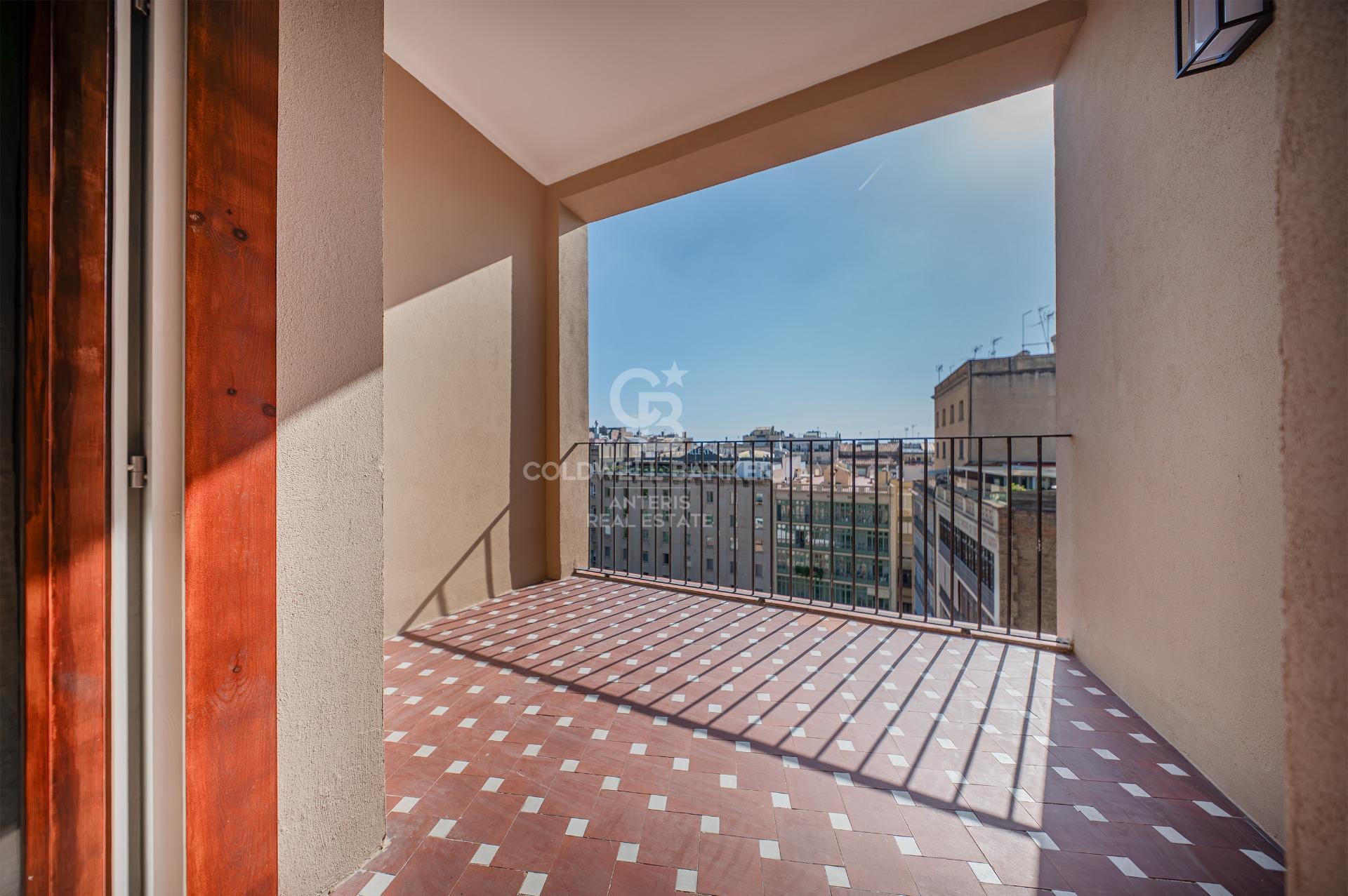 Brand new refurbished penthouse in a prime location in the centre of Barcelona