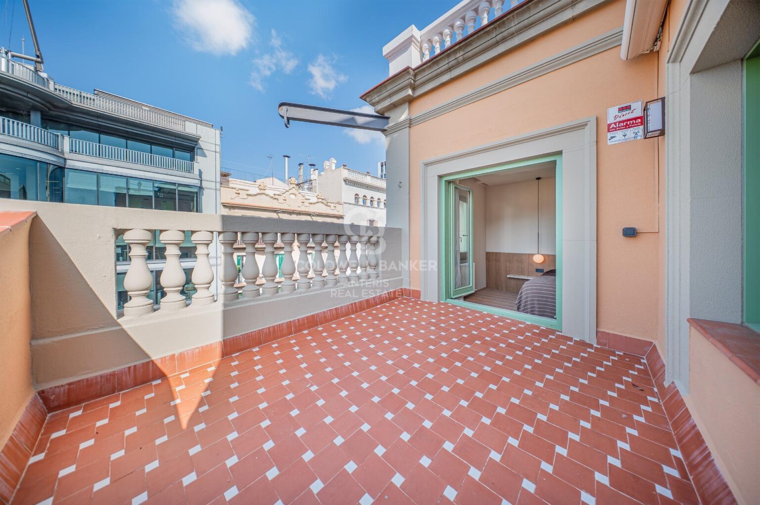 Brand new refurbished penthouse in a prime location in the centre of Barcelona