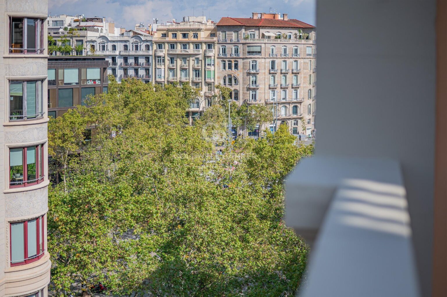 Brand new refurbished penthouse in a prime location in the centre of Barcelona