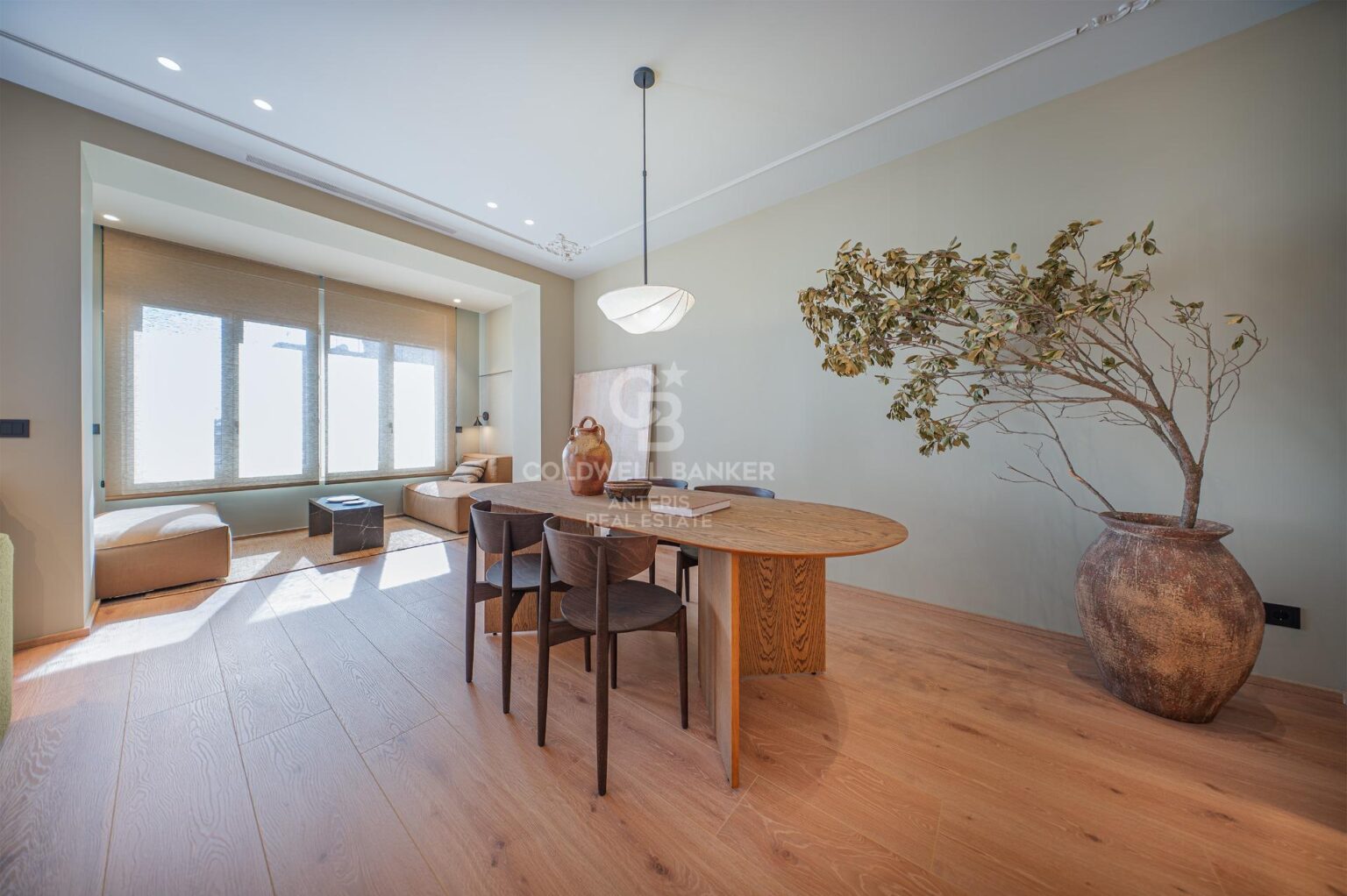 Brand new refurbished penthouse in a prime location in the centre of Barcelona