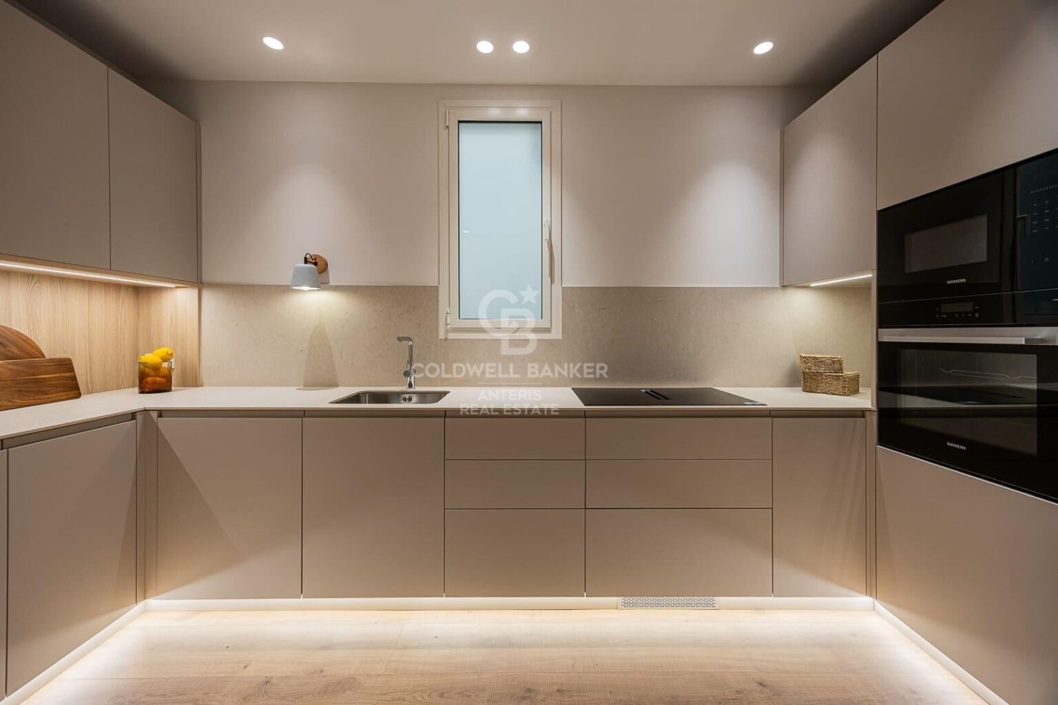 Exclusivo piso en finca regia en La Dreta de l’Eixample