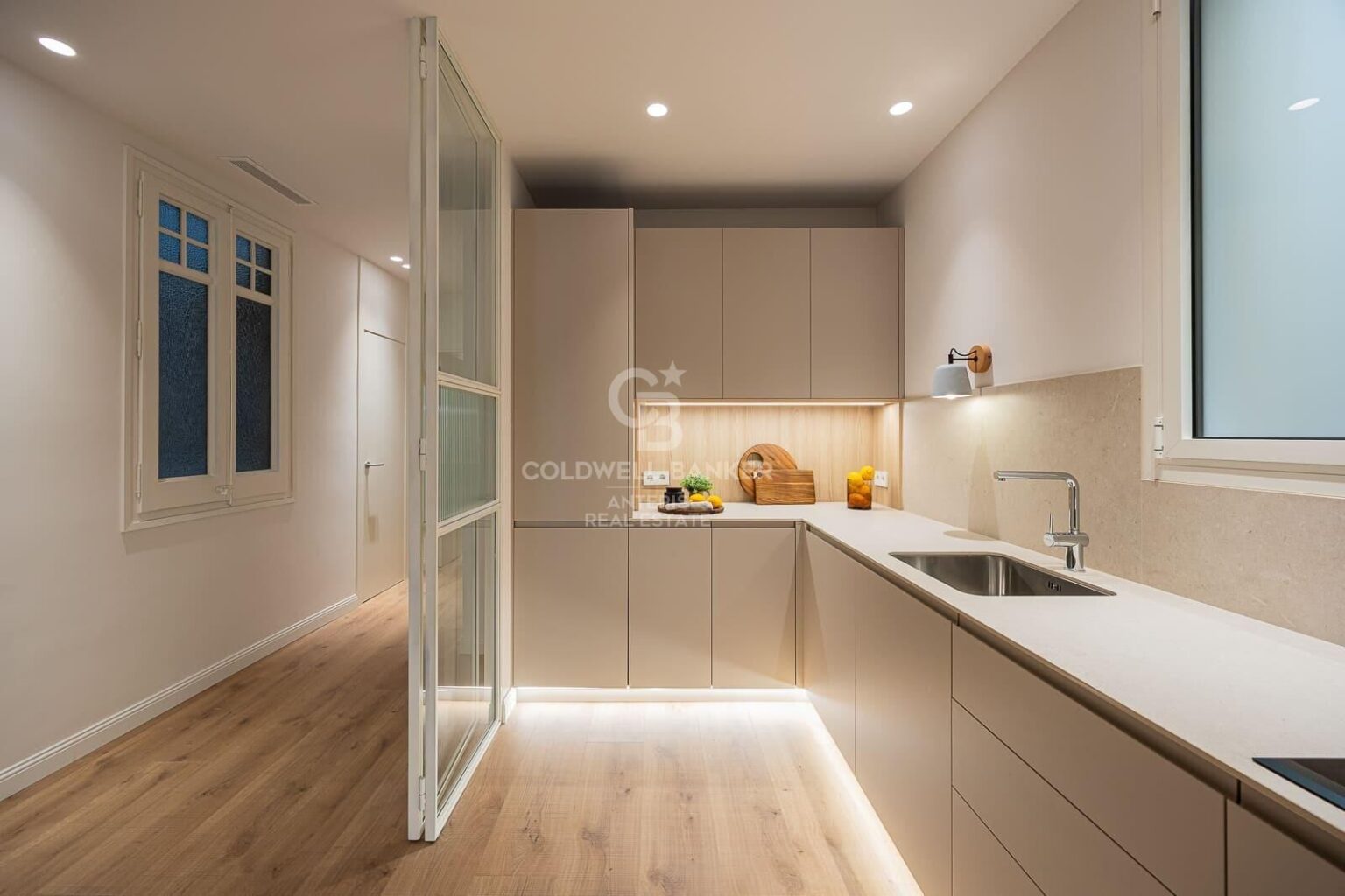 Exclusivo piso en finca regia en La Dreta de l’Eixample