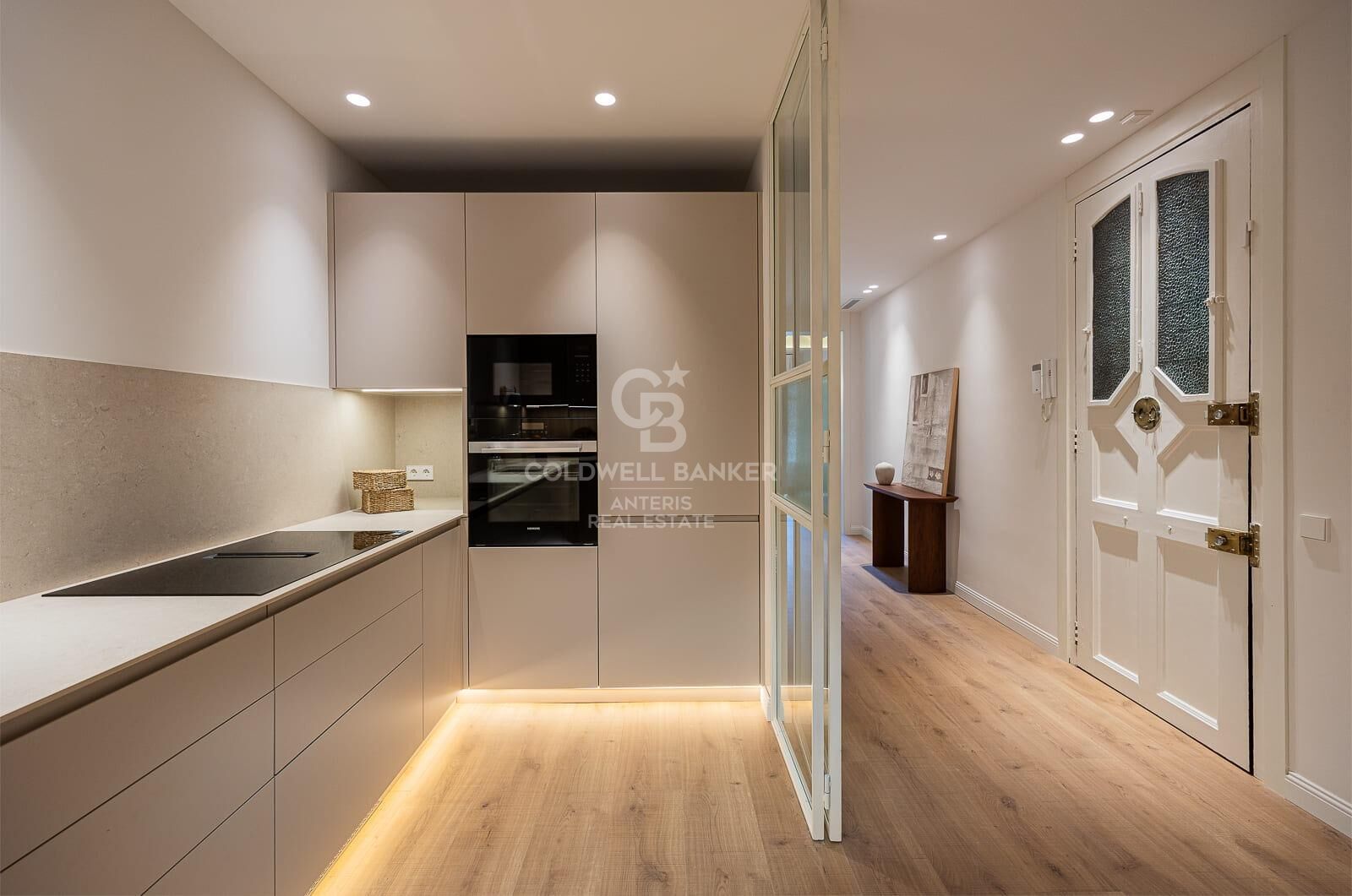 Ekskluzywny apartament w okazałym budynku w dzielnicy La Dreta de l’Eixample