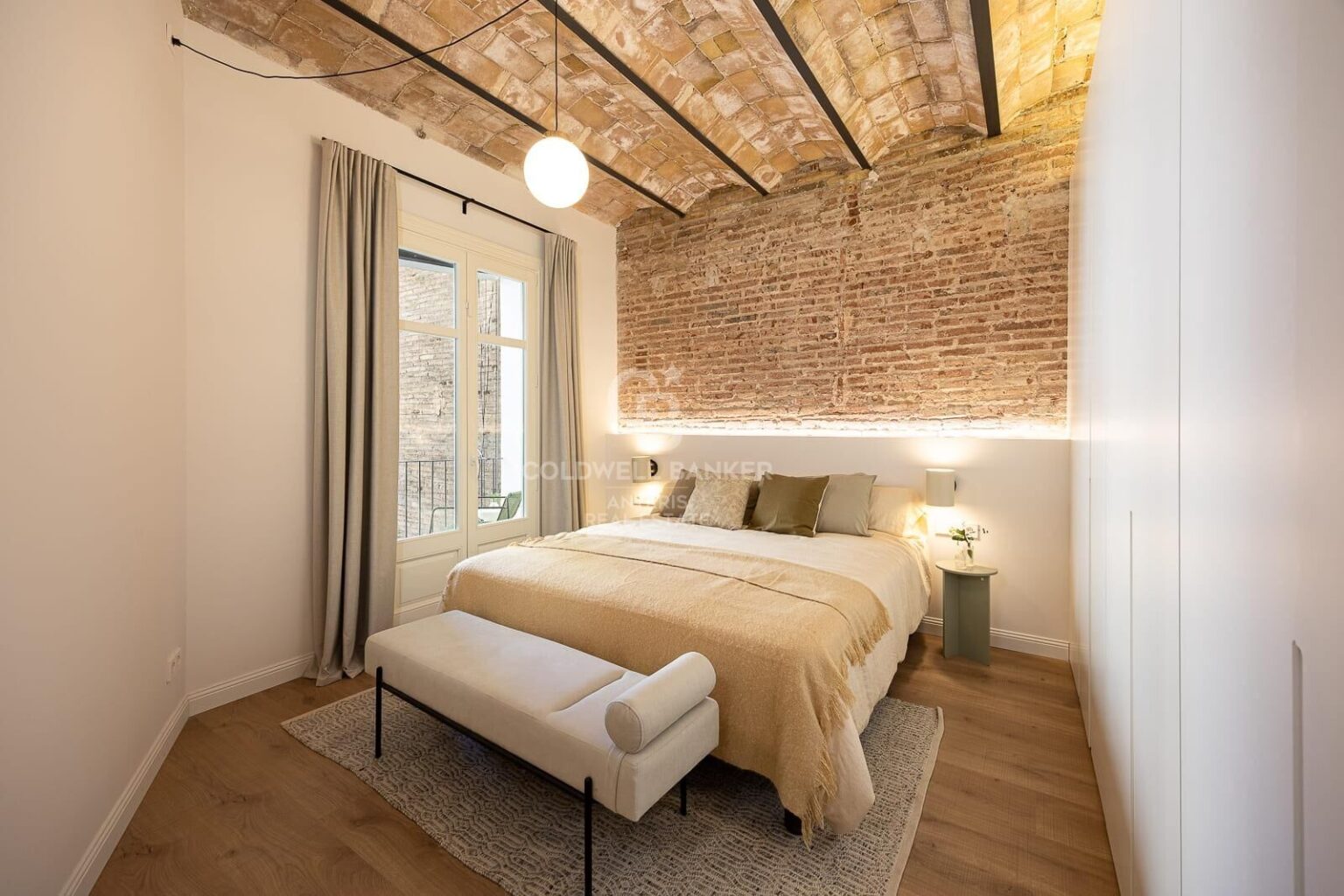Exclusivo piso en finca regia en La Dreta de l’Eixample