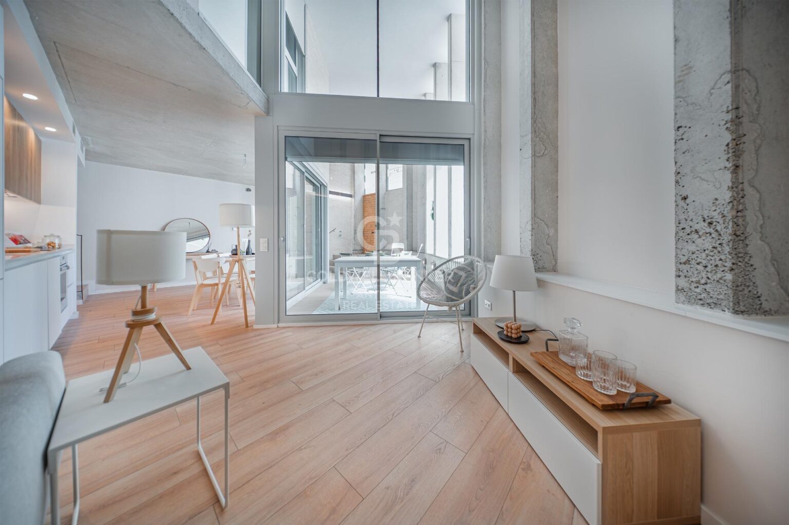 luminous duplex apartment in a sustainable building