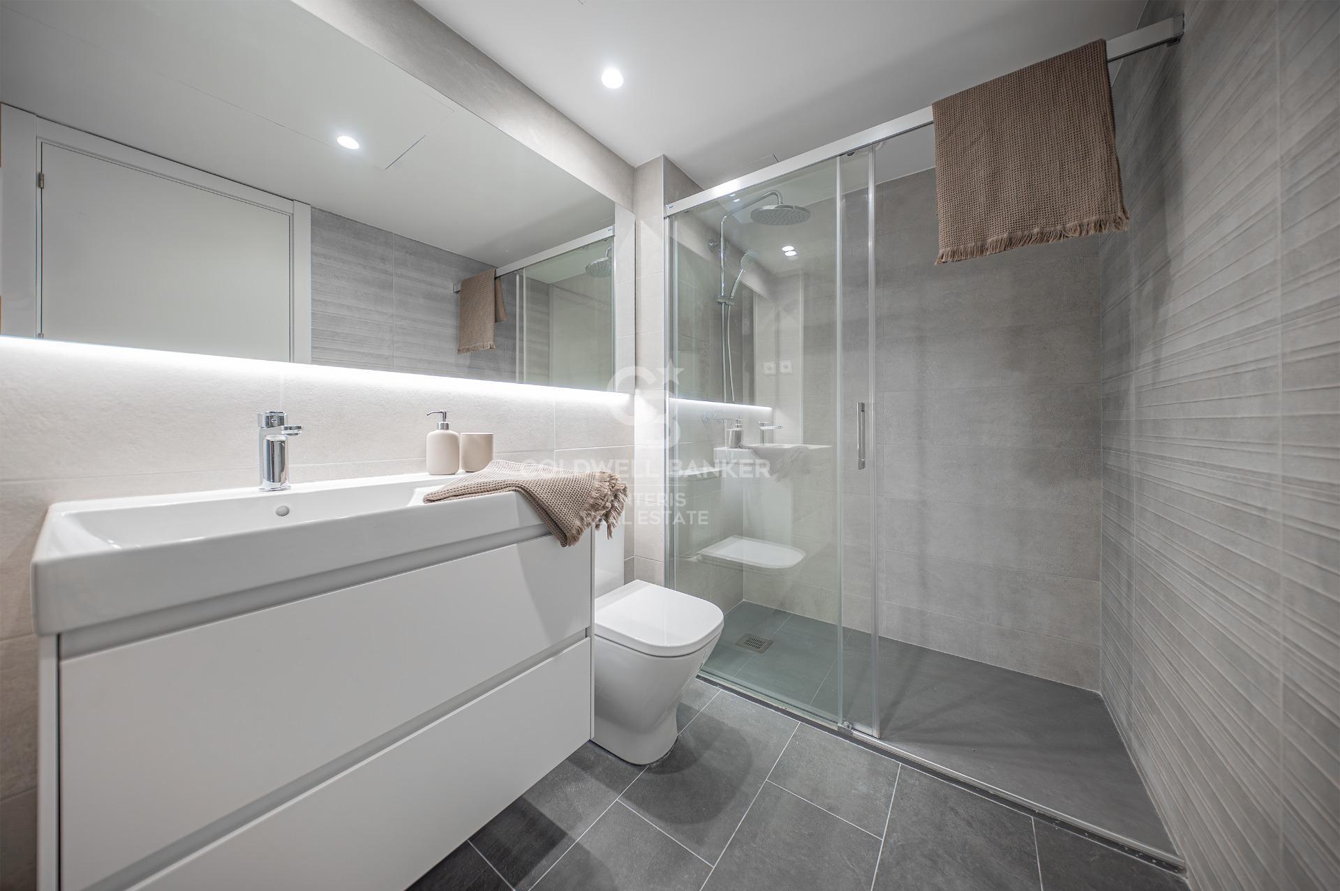 Nowoczesny duplex w ekologicznym budynku