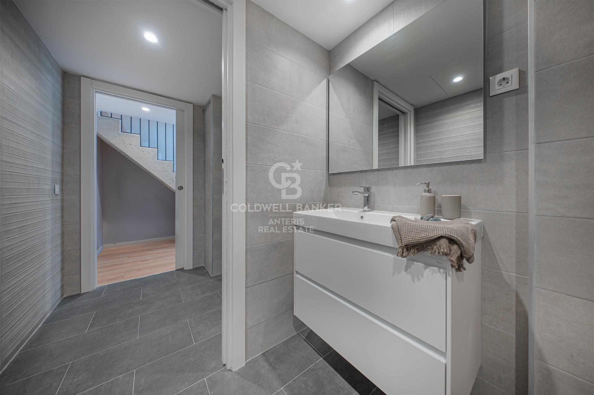 Nowoczesny duplex w ekologicznym budynku