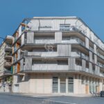 luminous duplex apartment in a sustainable building