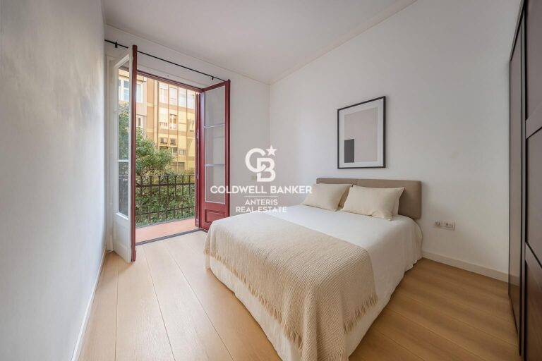 Historyczny urok w zabytkowej kamienicy w dzielnicy Eixample Dreta