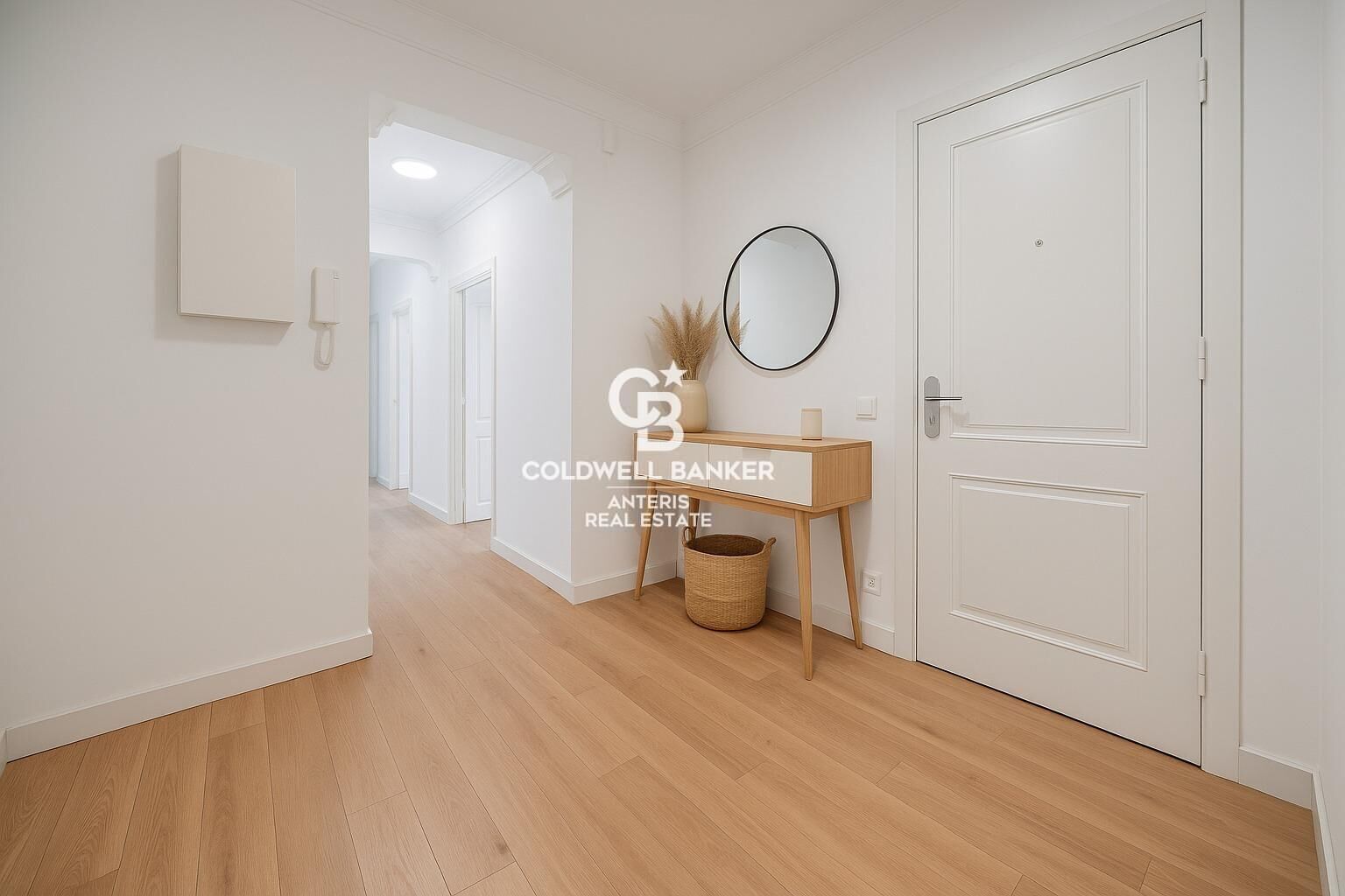 Historyczny urok w zabytkowej kamienicy w dzielnicy Eixample Dreta