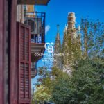 Historyczny urok w zabytkowej kamienicy w dzielnicy Eixample Dreta