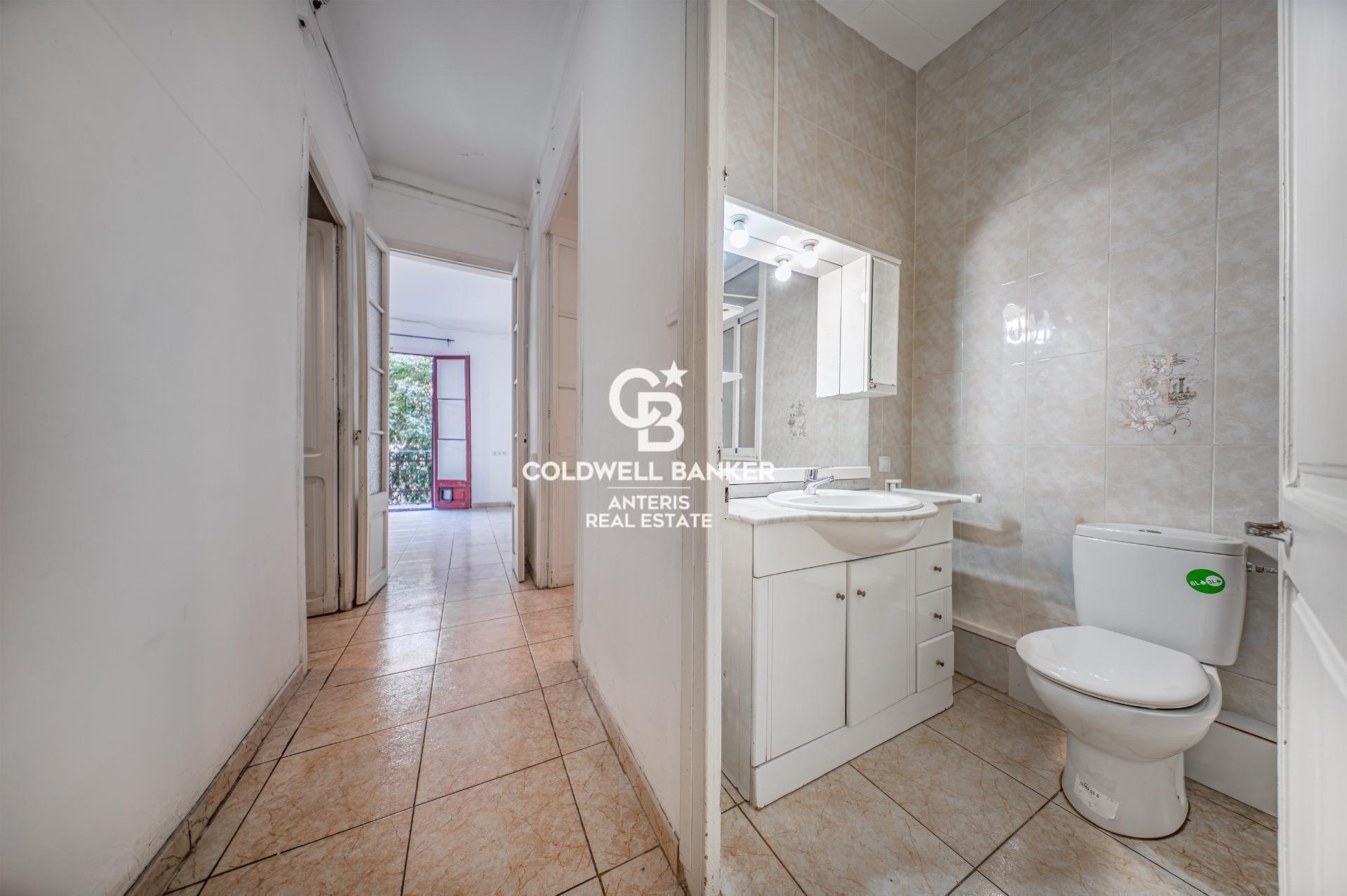 Encanto histórico en finca regia del Eixample Dret