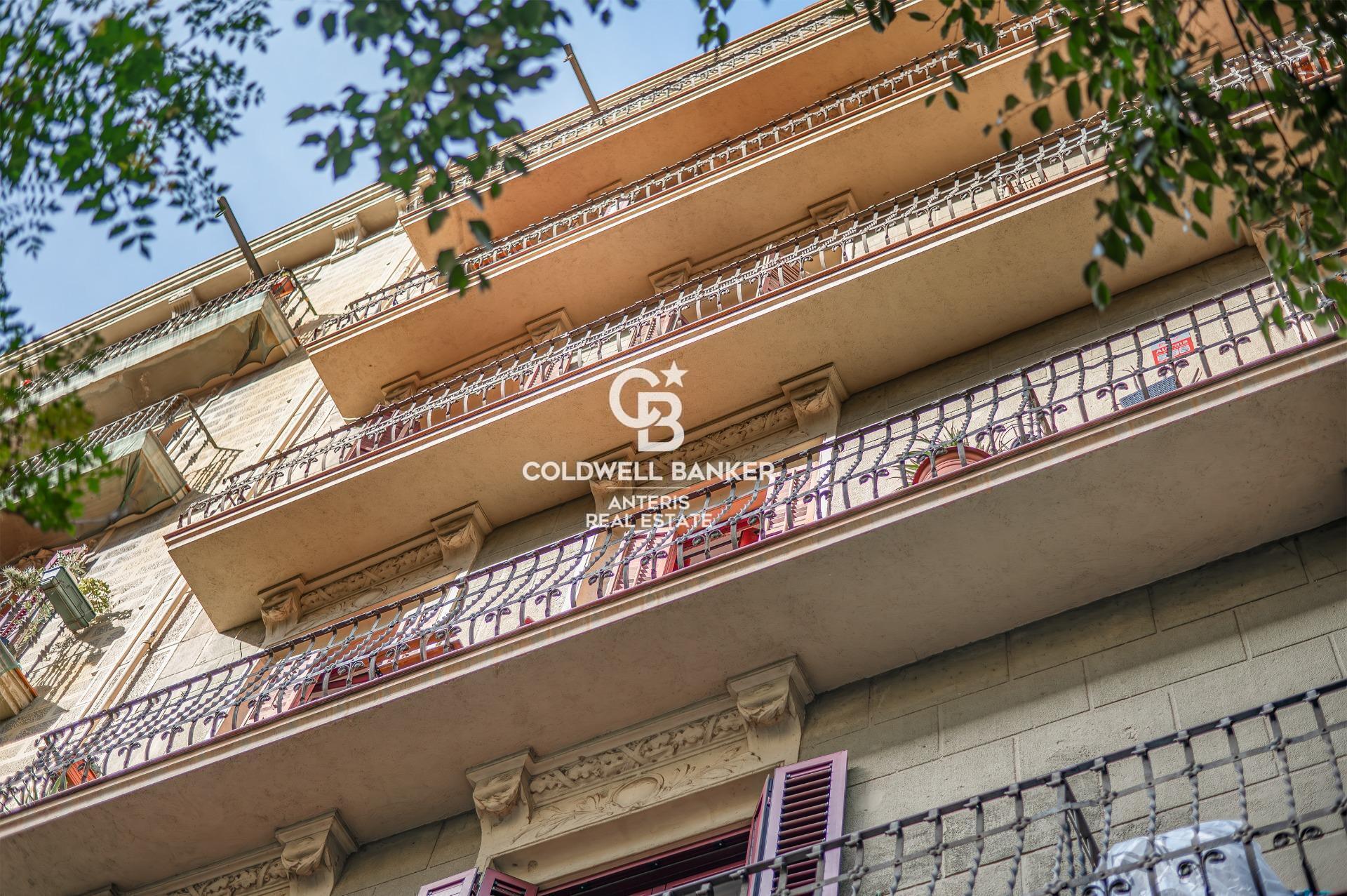 Encanto histórico en finca regia del Eixample Dret