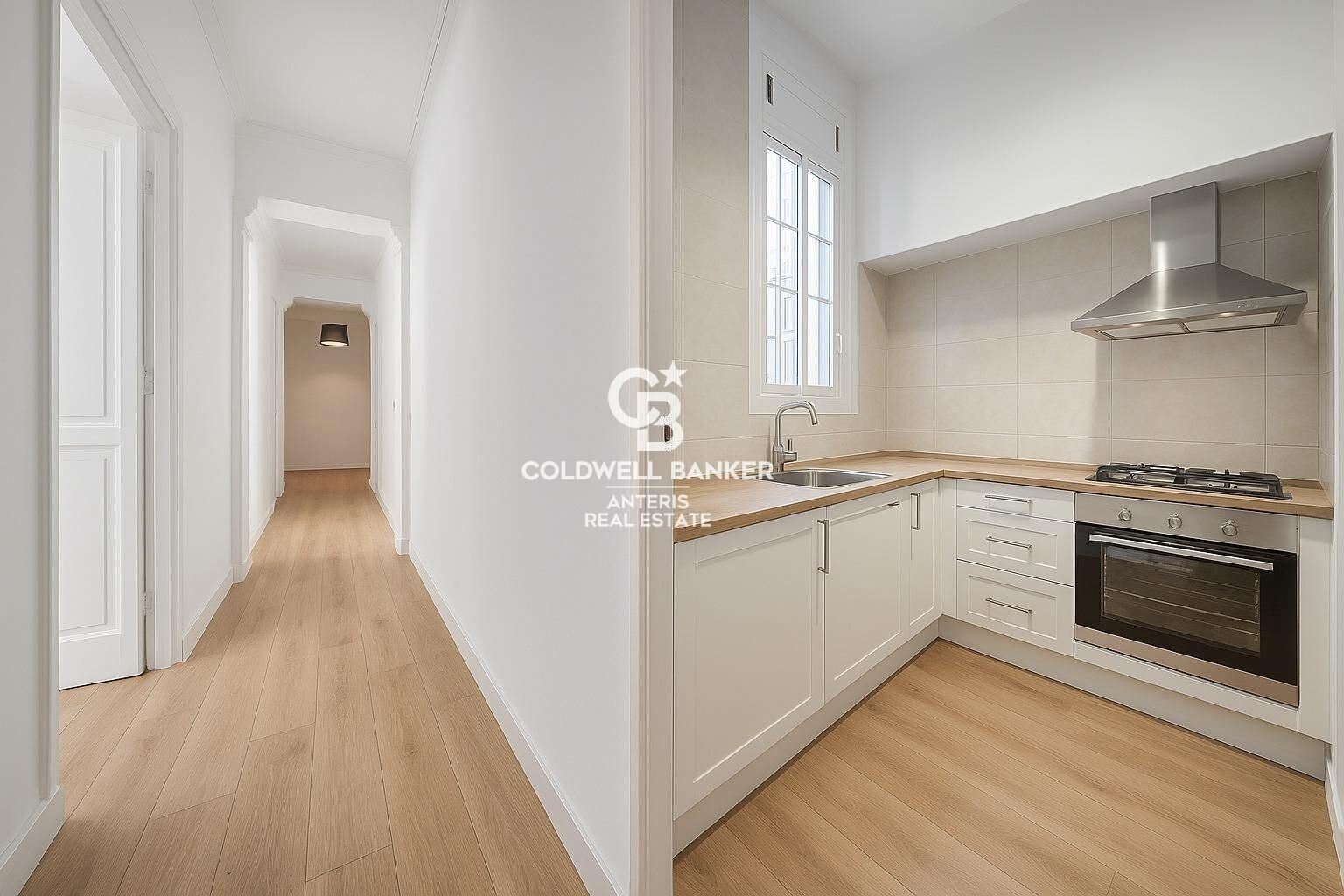 Historyczny urok w zabytkowej kamienicy w dzielnicy Eixample Dreta