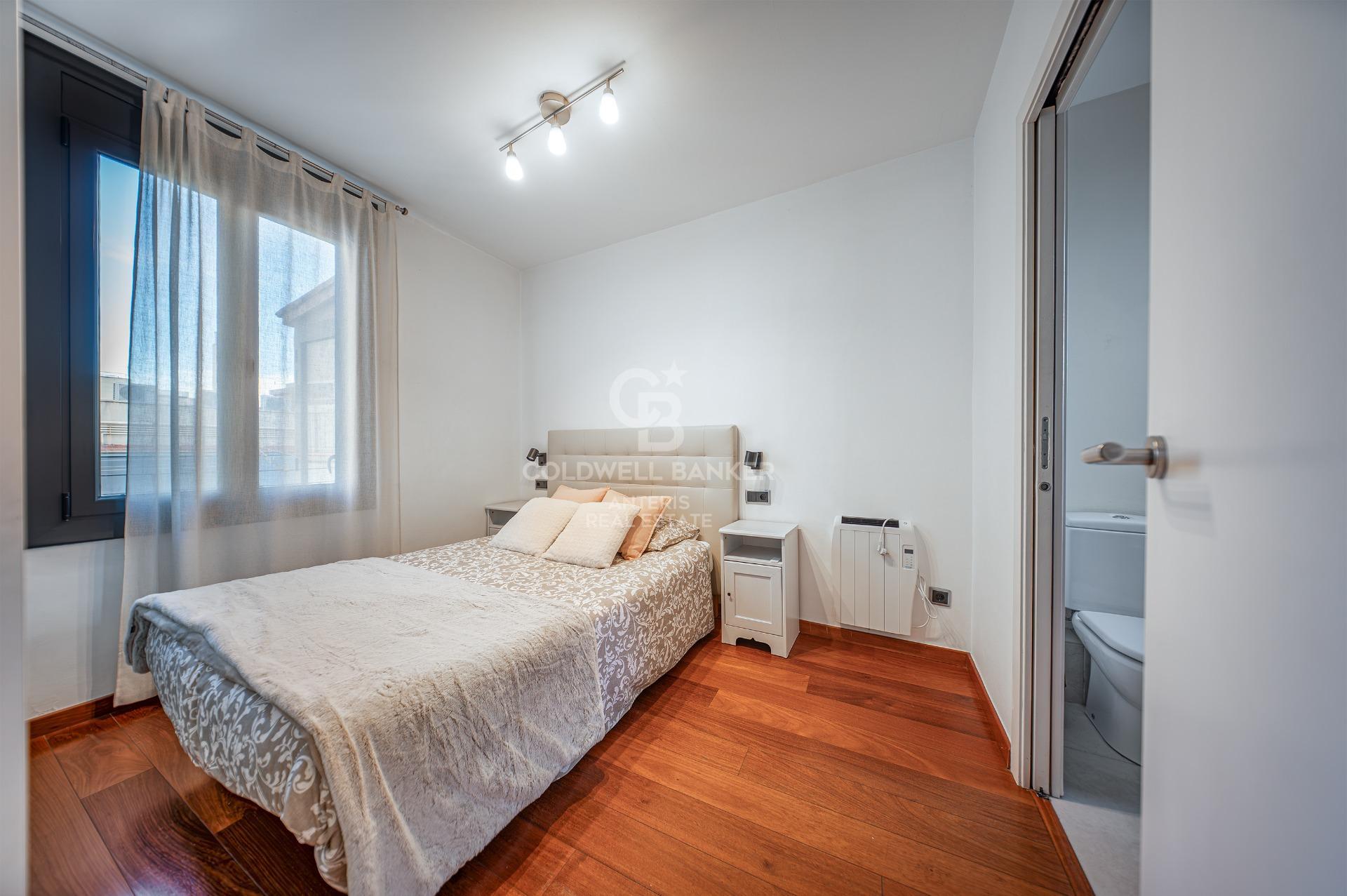 Piso en venta en el corazón de Les Corts situado en la última planta del edificio con ascensor