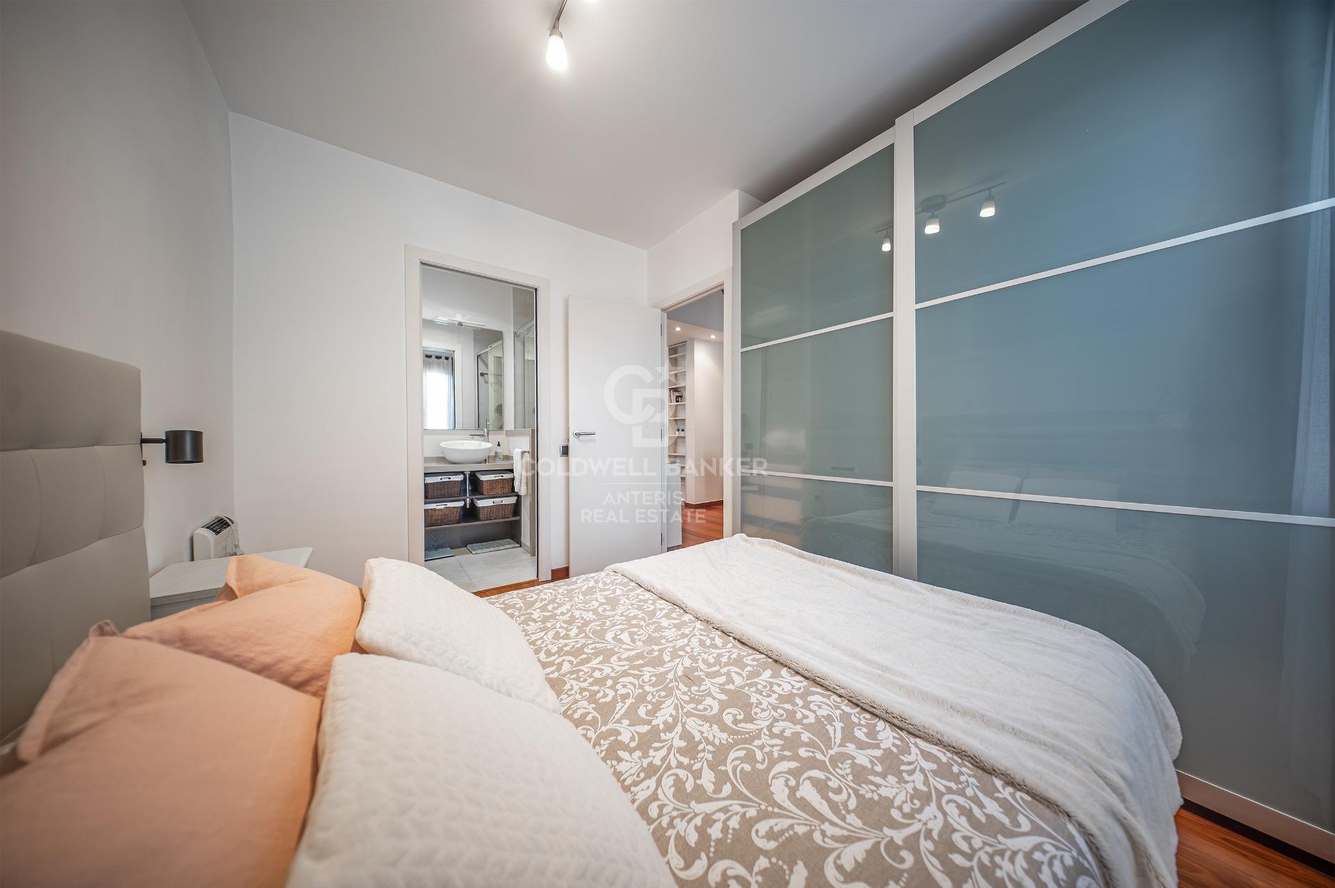 Piso en venta en el corazón de Les Corts situado en la última planta del edificio con ascensor