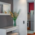 Jasny penthouse w klasycznej posiadłości