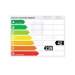 Jasny penthouse w klasycznej posiadłości